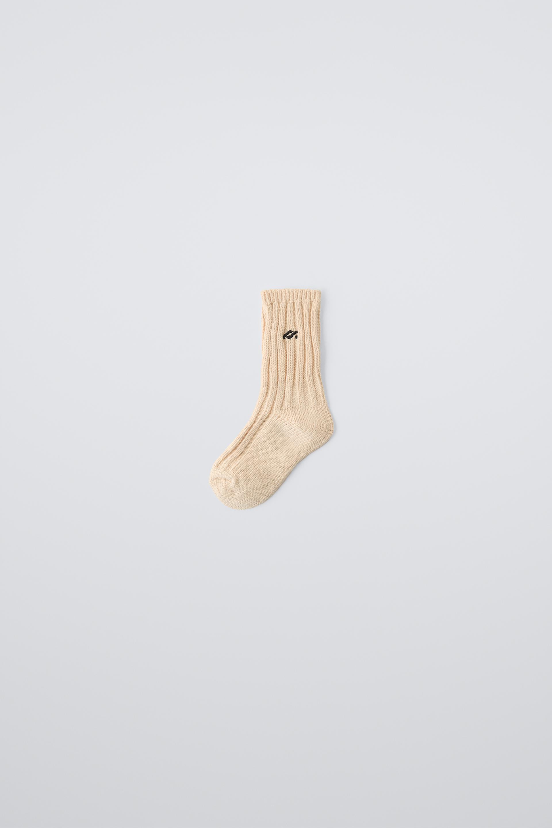 EMBROIDERED KNIT SOCKS by ZARA