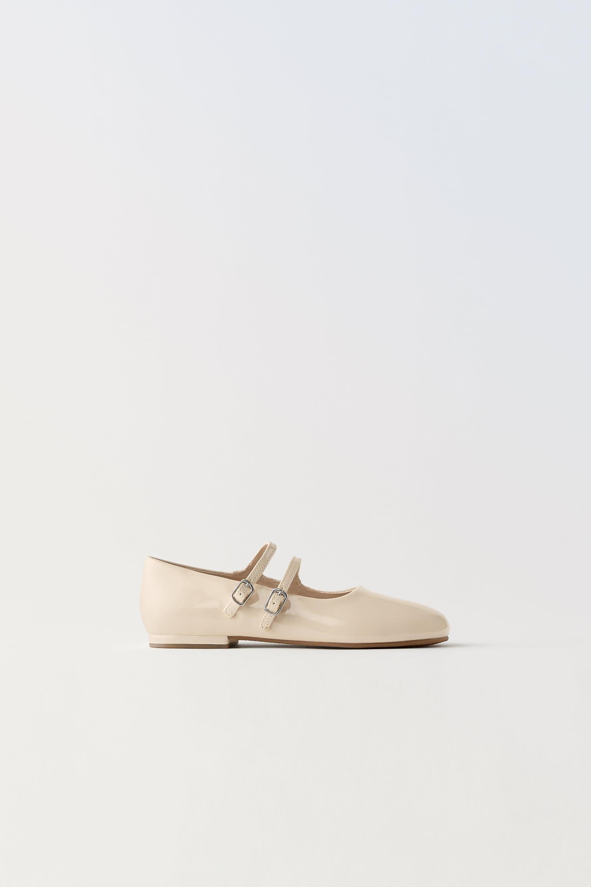 FAUX PATENT LEATHER BALLET FLATS by ZARA