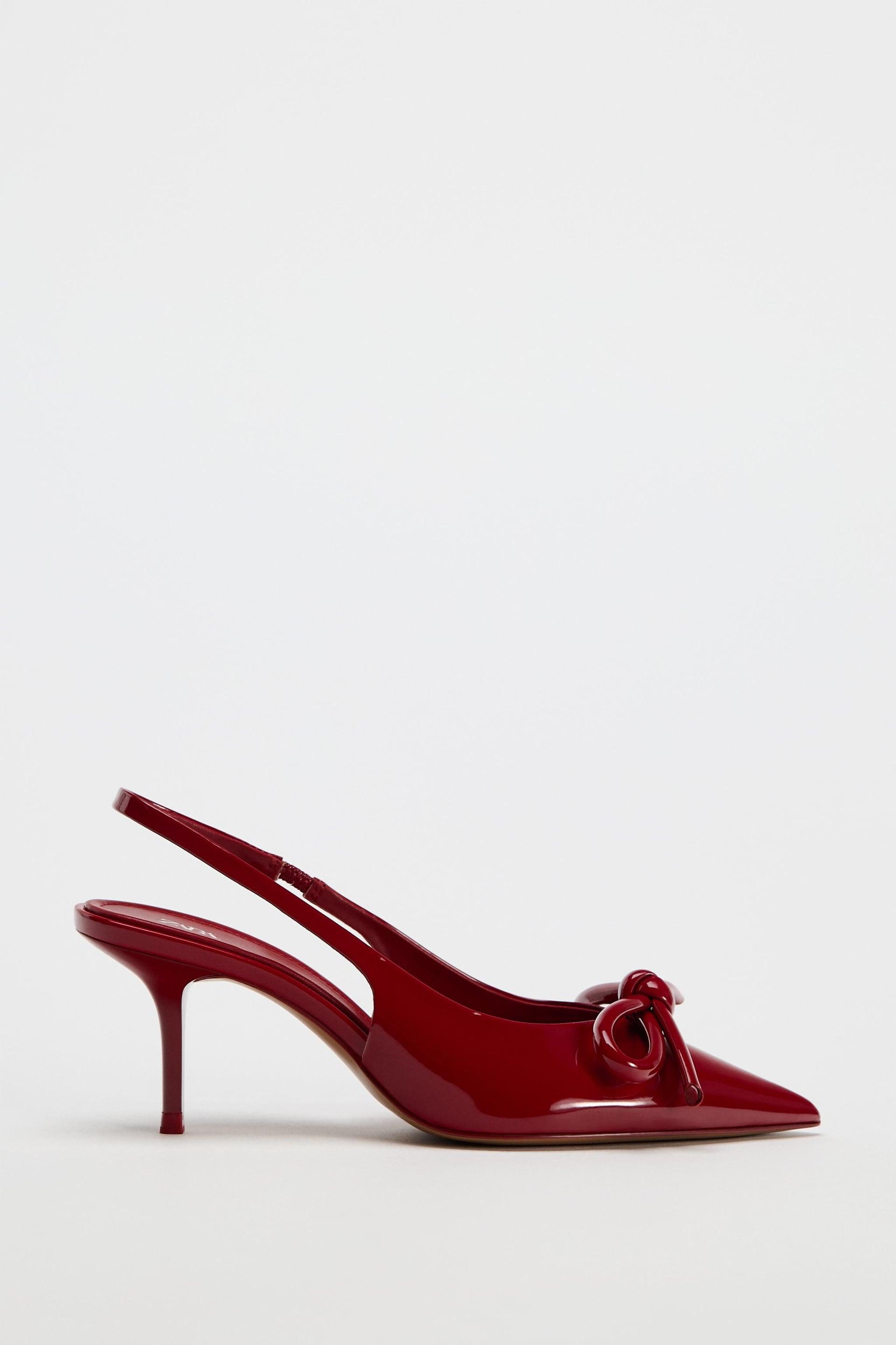 FAUX PATENT LEATHER BOW HEELED SHOES by ZARA