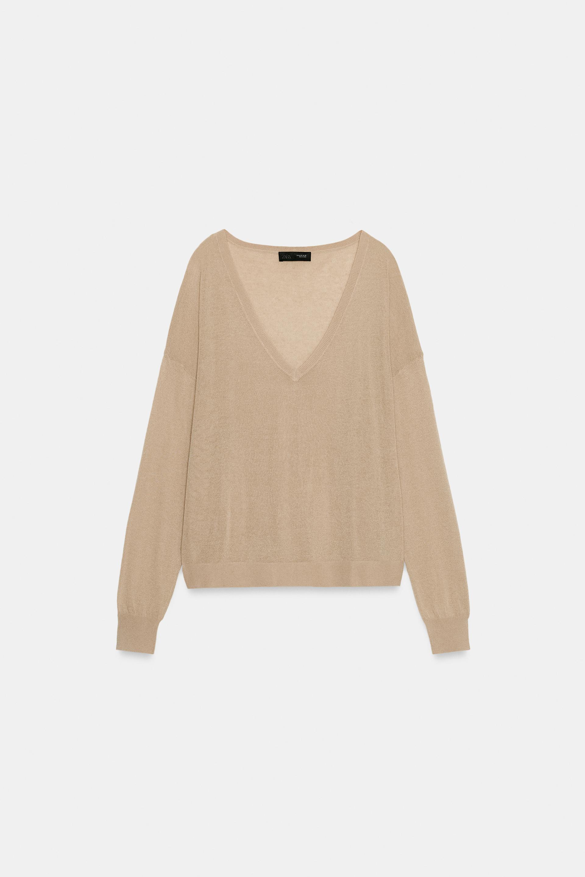 FINE KNIT V-NECK JUMPER by ZARA