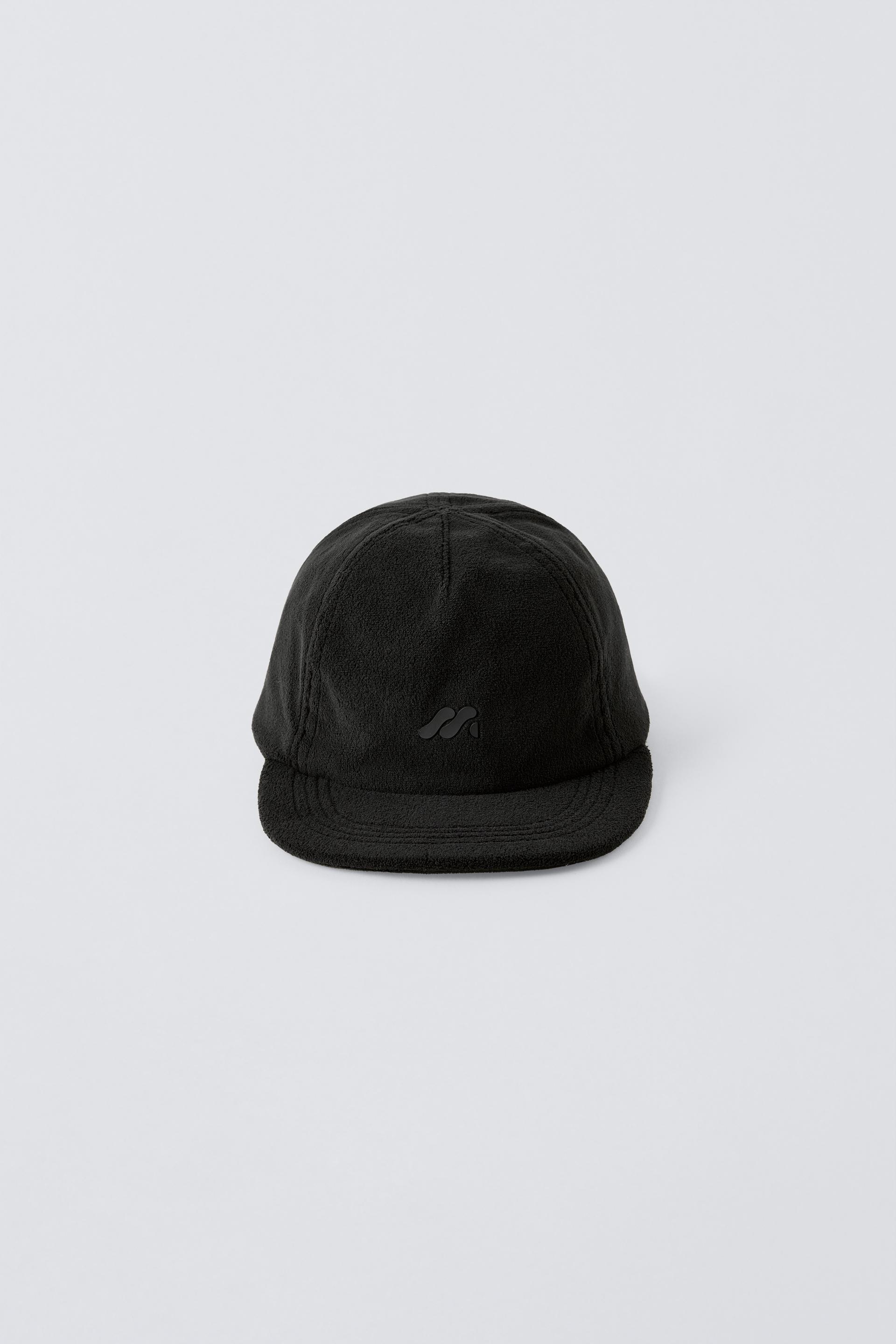 FLEECE LOGO CAP by ZARA