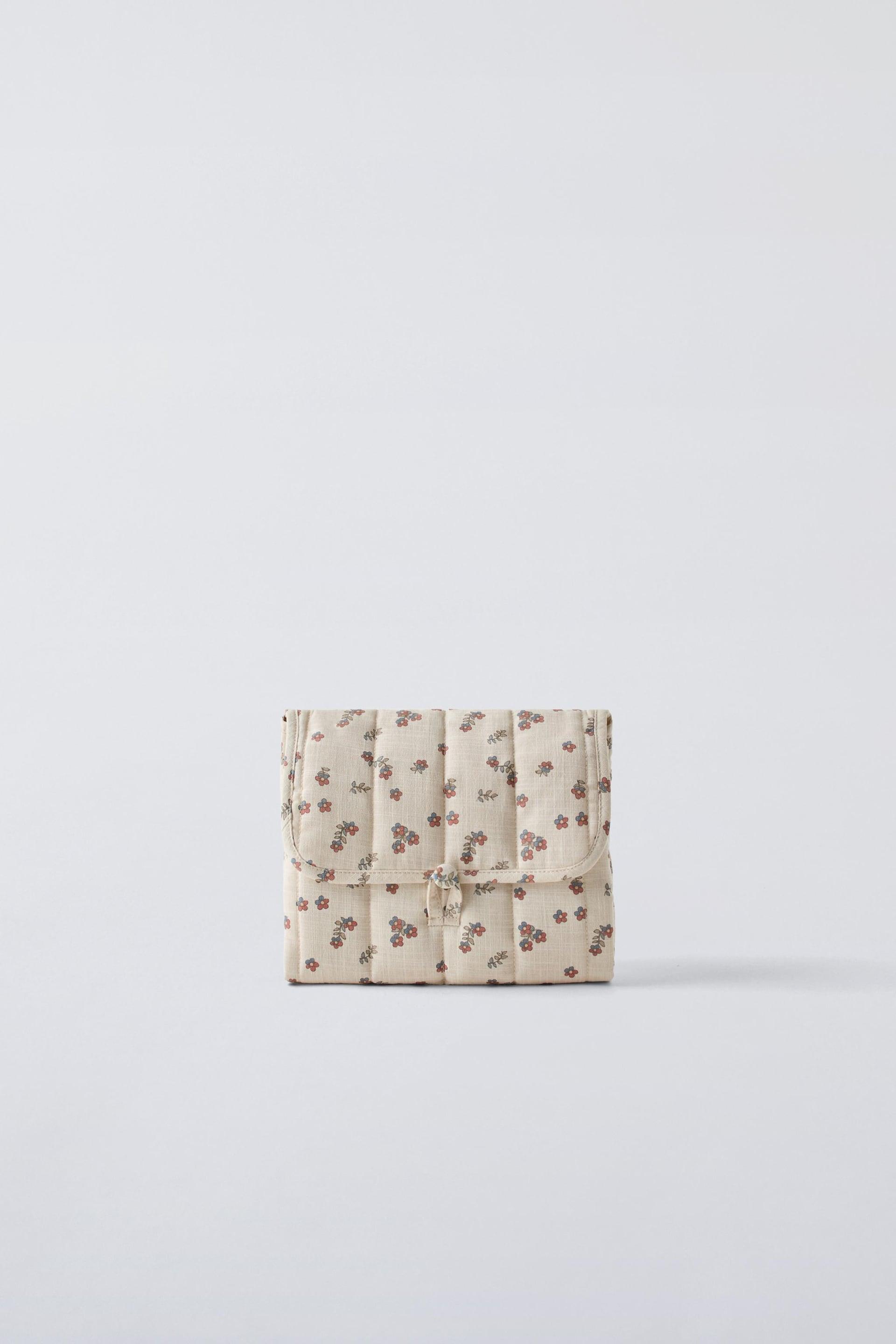 FLORAL CHANGING MAT by ZARA