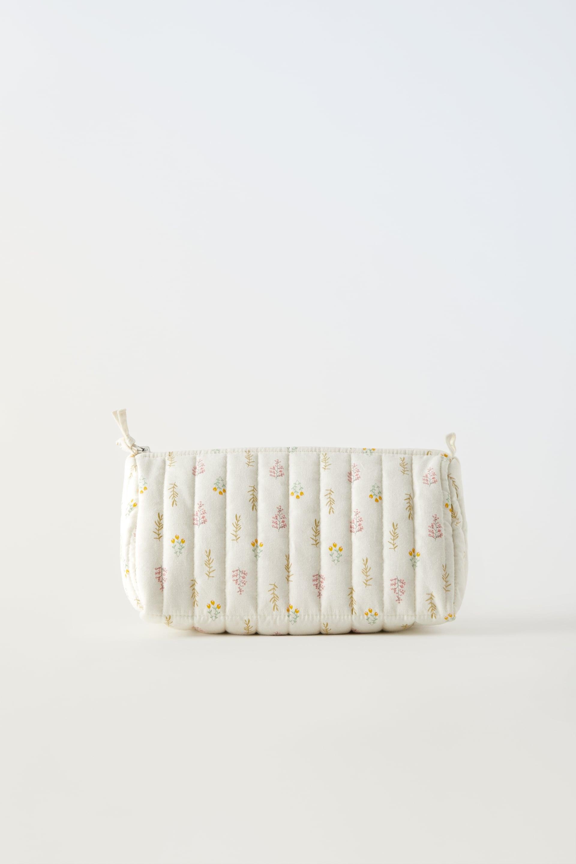 FLORAL PRINT QUILTED TOILETRY BAG by ZARA