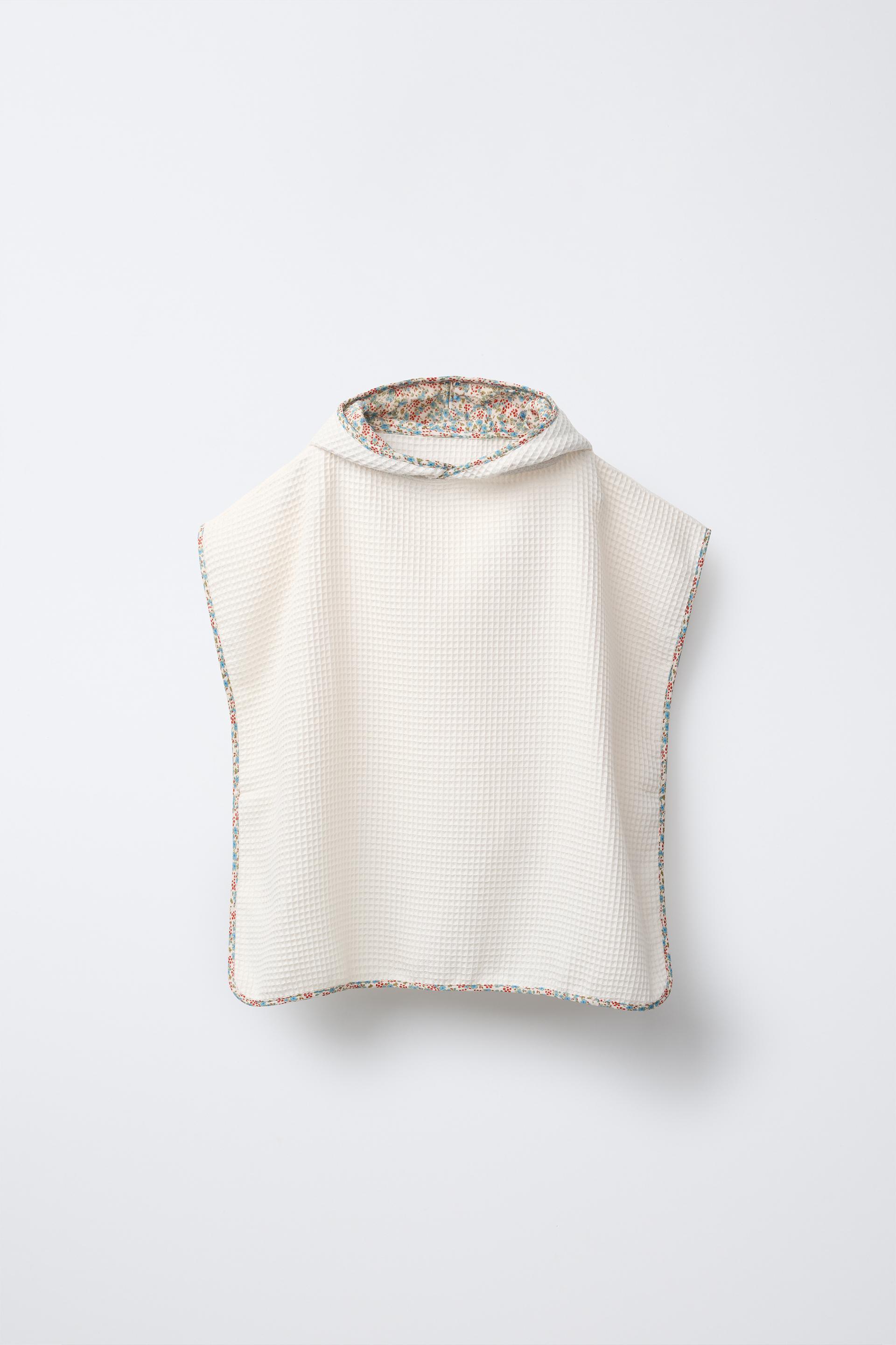 FLORAL TRIM WAFFLE TOWEL PONCHO by ZARA