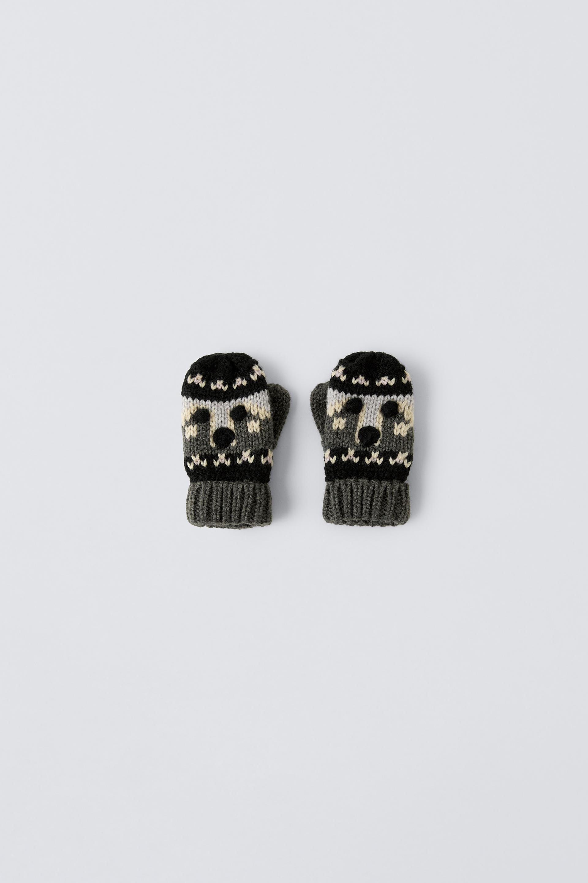 FOX KNIT MITTENS by ZARA