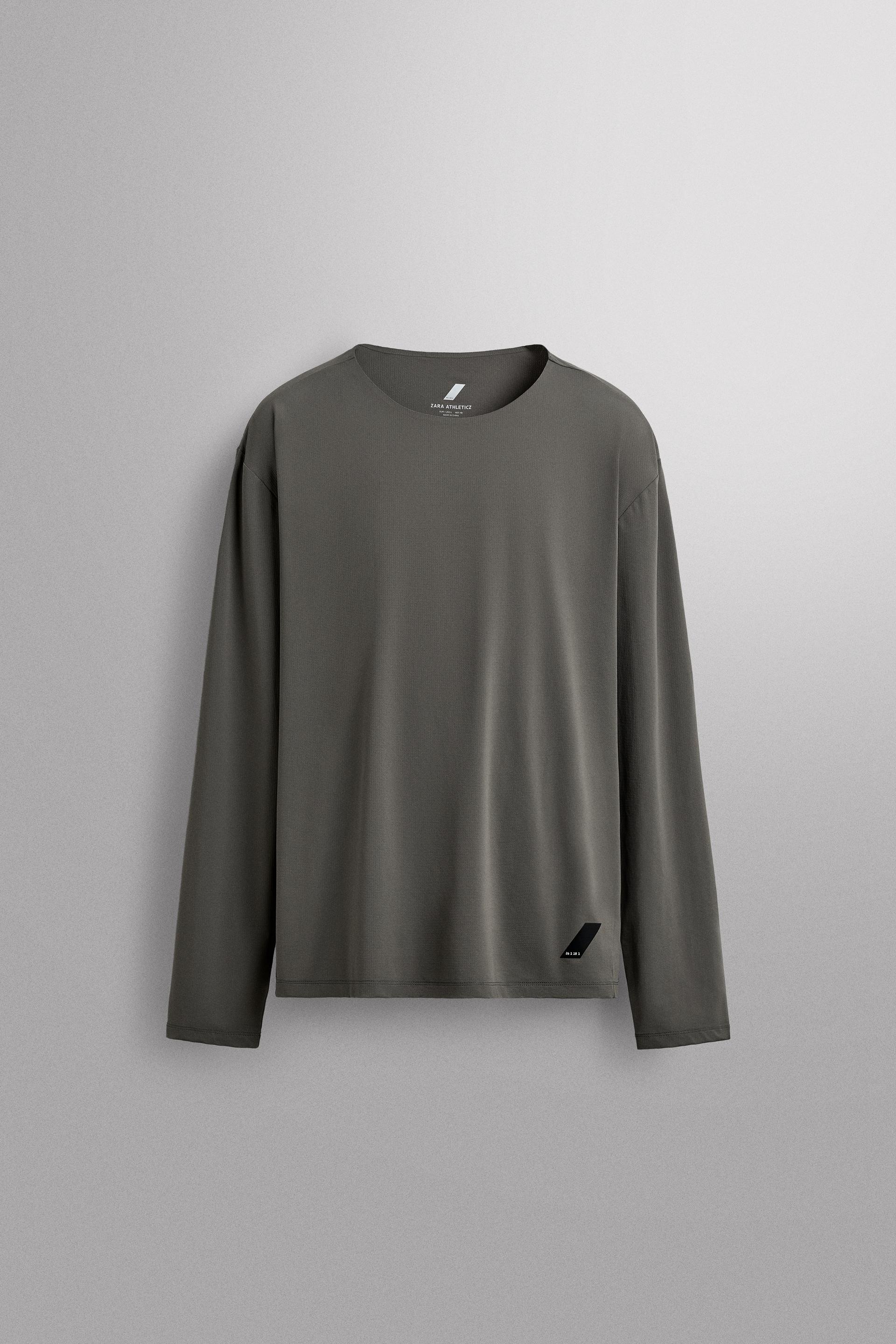 GRAPHIC LONG SLEEVE TECHNICAL RUNNING T-SHIRT by ZARA