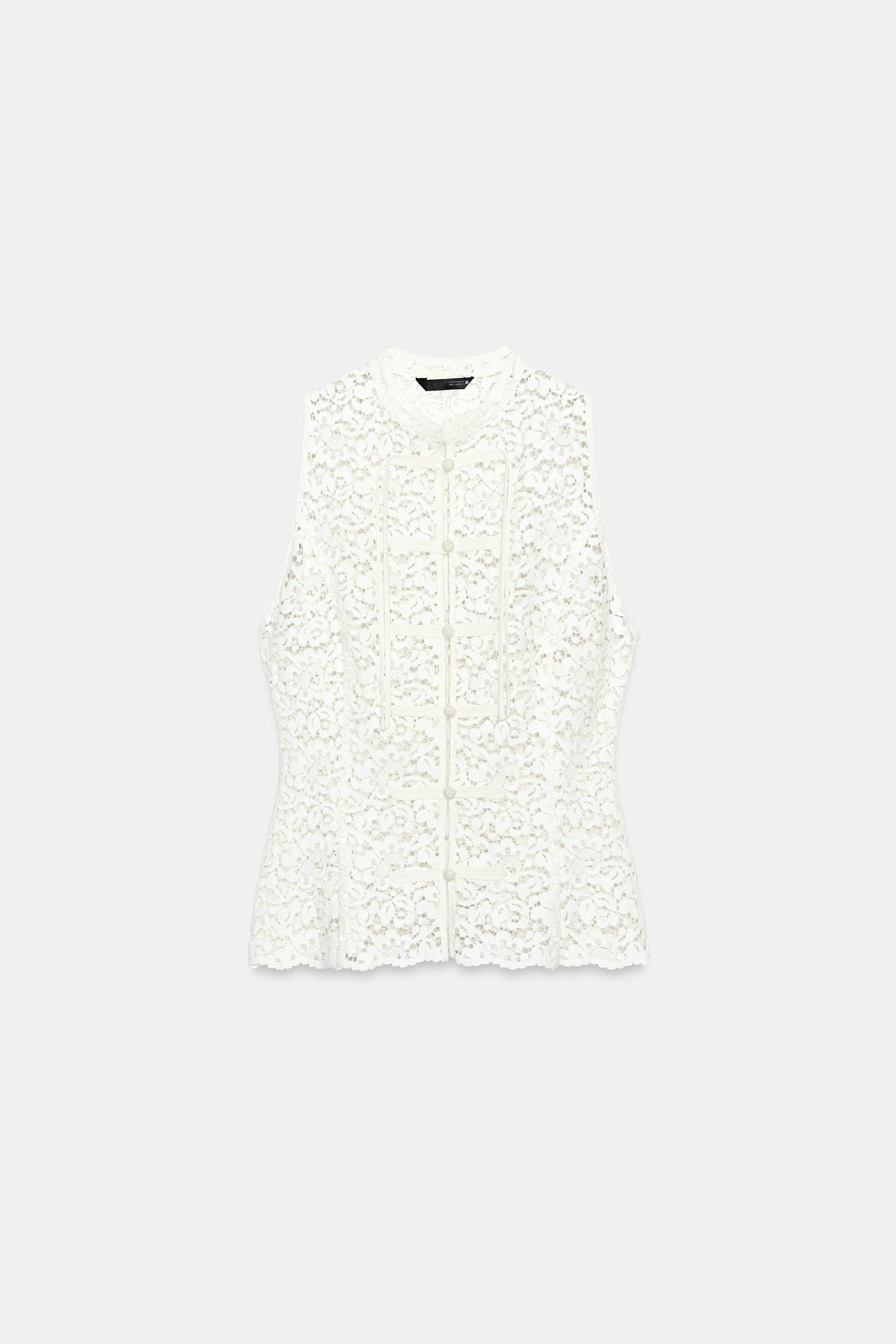 GUIPURE LACE FROG CLASP TOP by ZARA