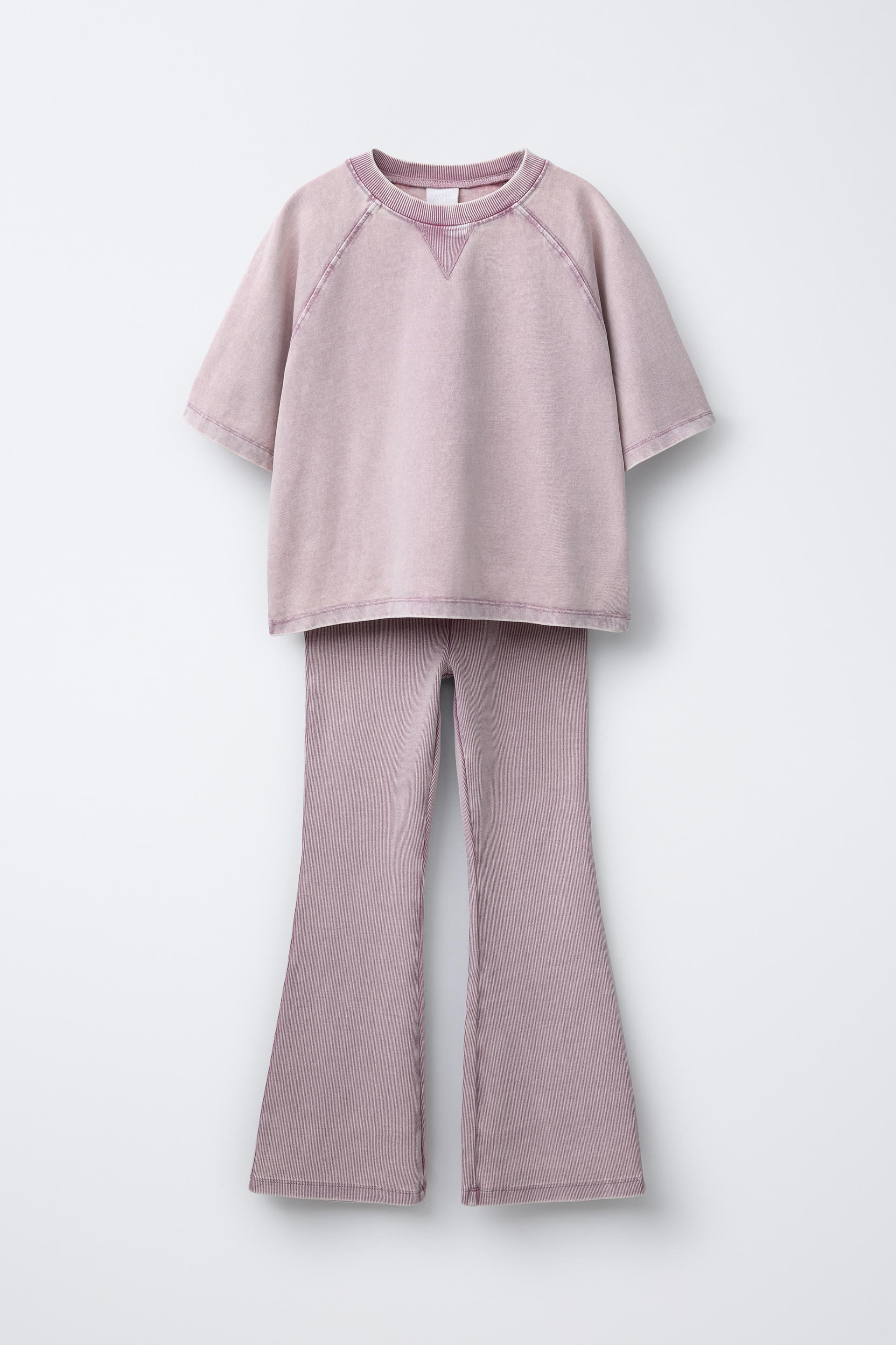 HEAVYWEIGHT T-SHIRT AND WASHED EFFECT FLARE LEGGINGS SET by ZARA HEAVYWEIGHT T-SHIRT AND WASHED EFFECT FLARE LEGGINGS SET by ZARA