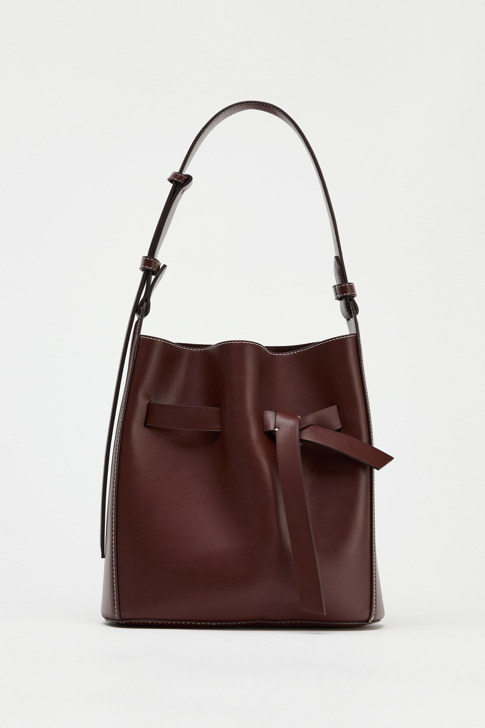 KNOTTED TOPSTITCHED BUCKET BAG by ZARA
