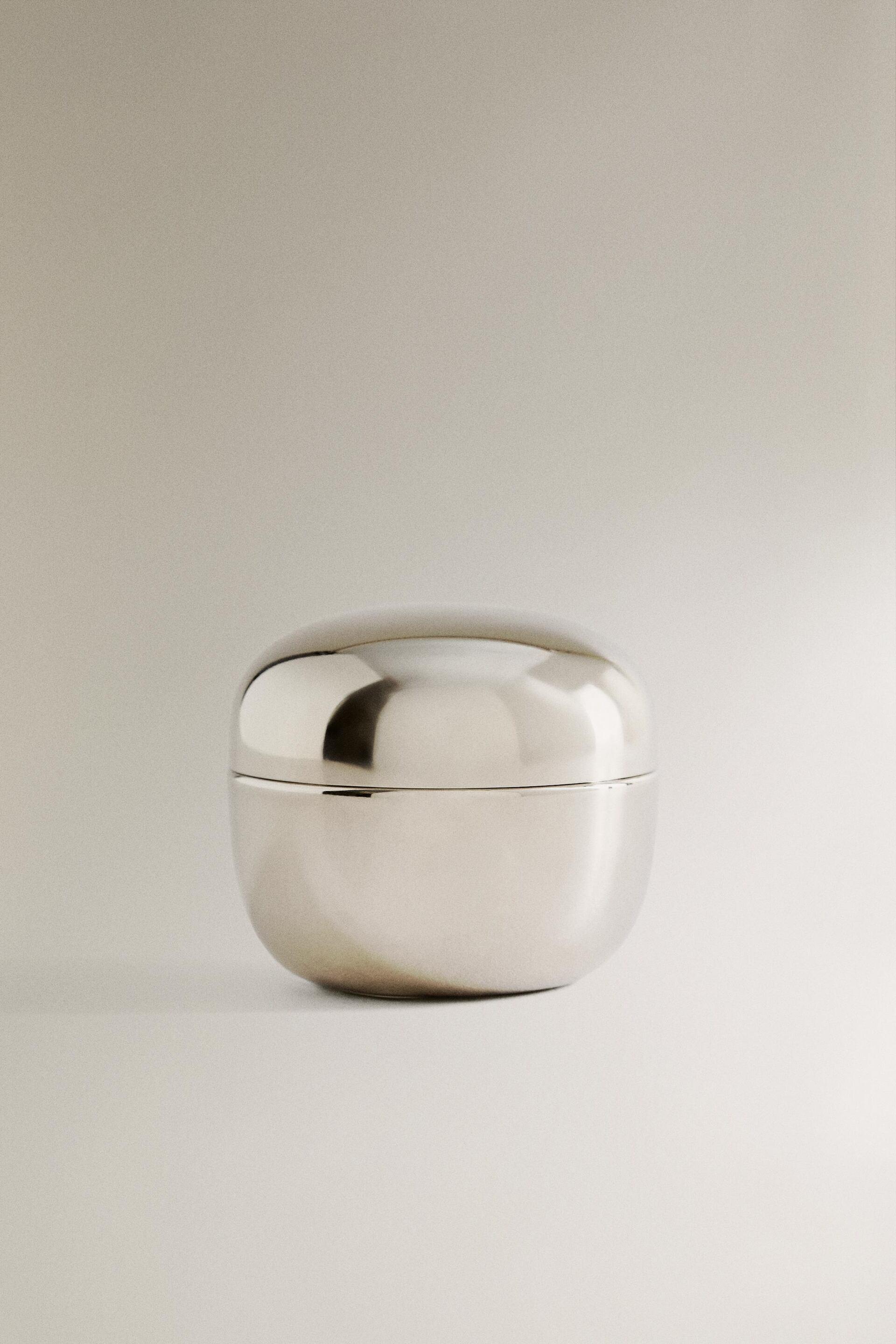 LARGE ROUND METAL BOX by ZARA