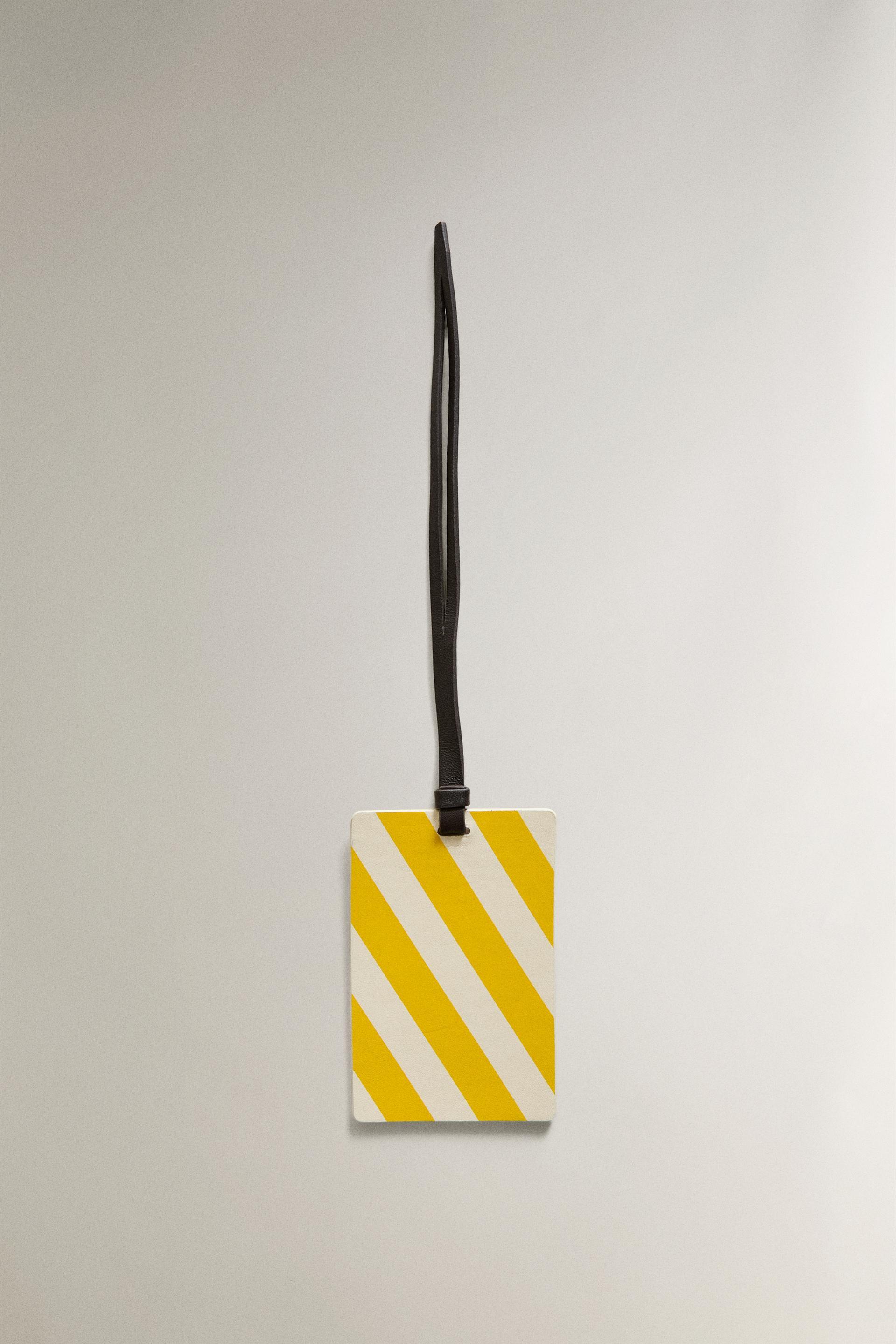 LEATHER LUGGAGE TAG by ZARA