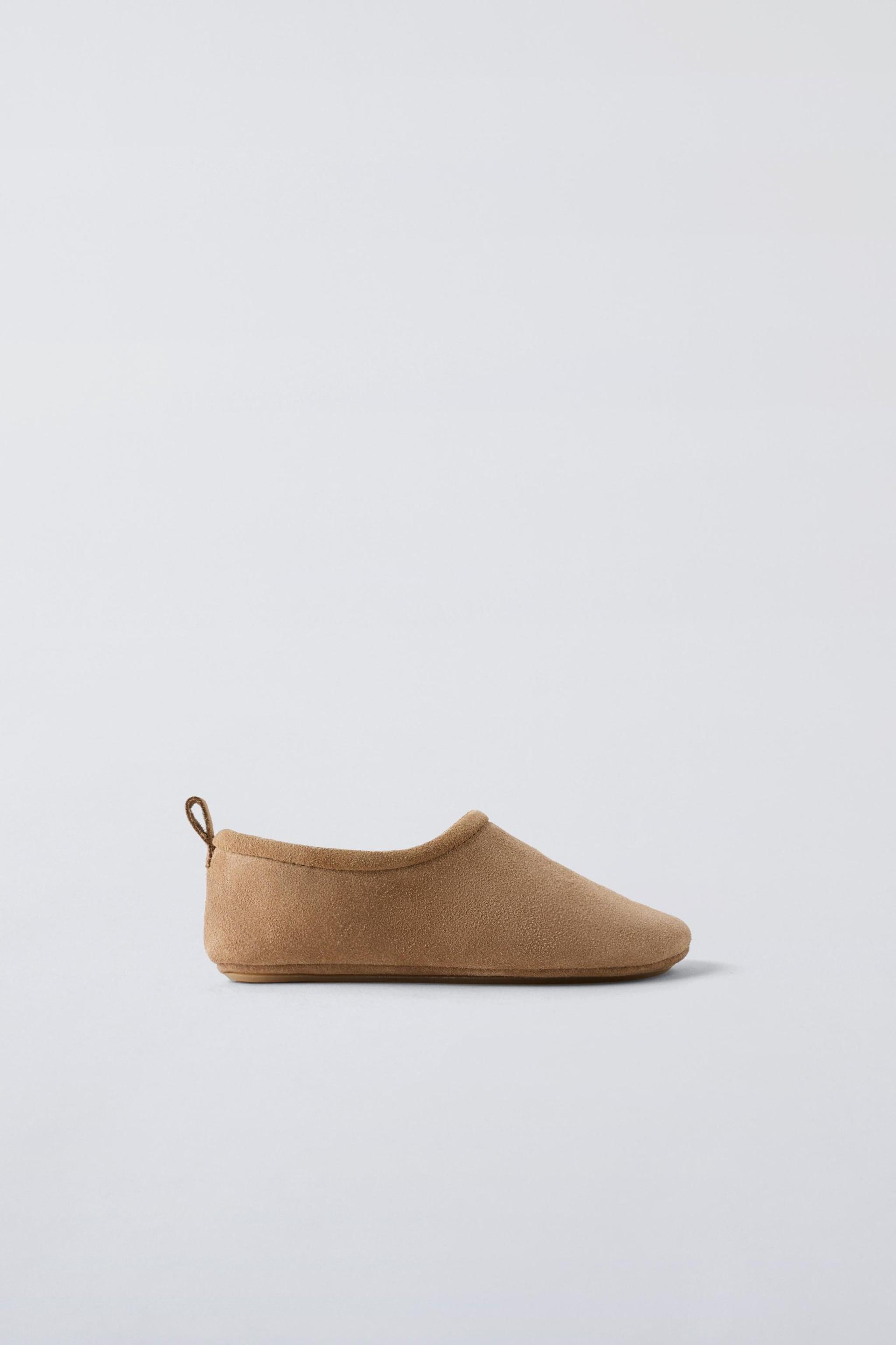 LEATHER SLIPPERS by ZARA