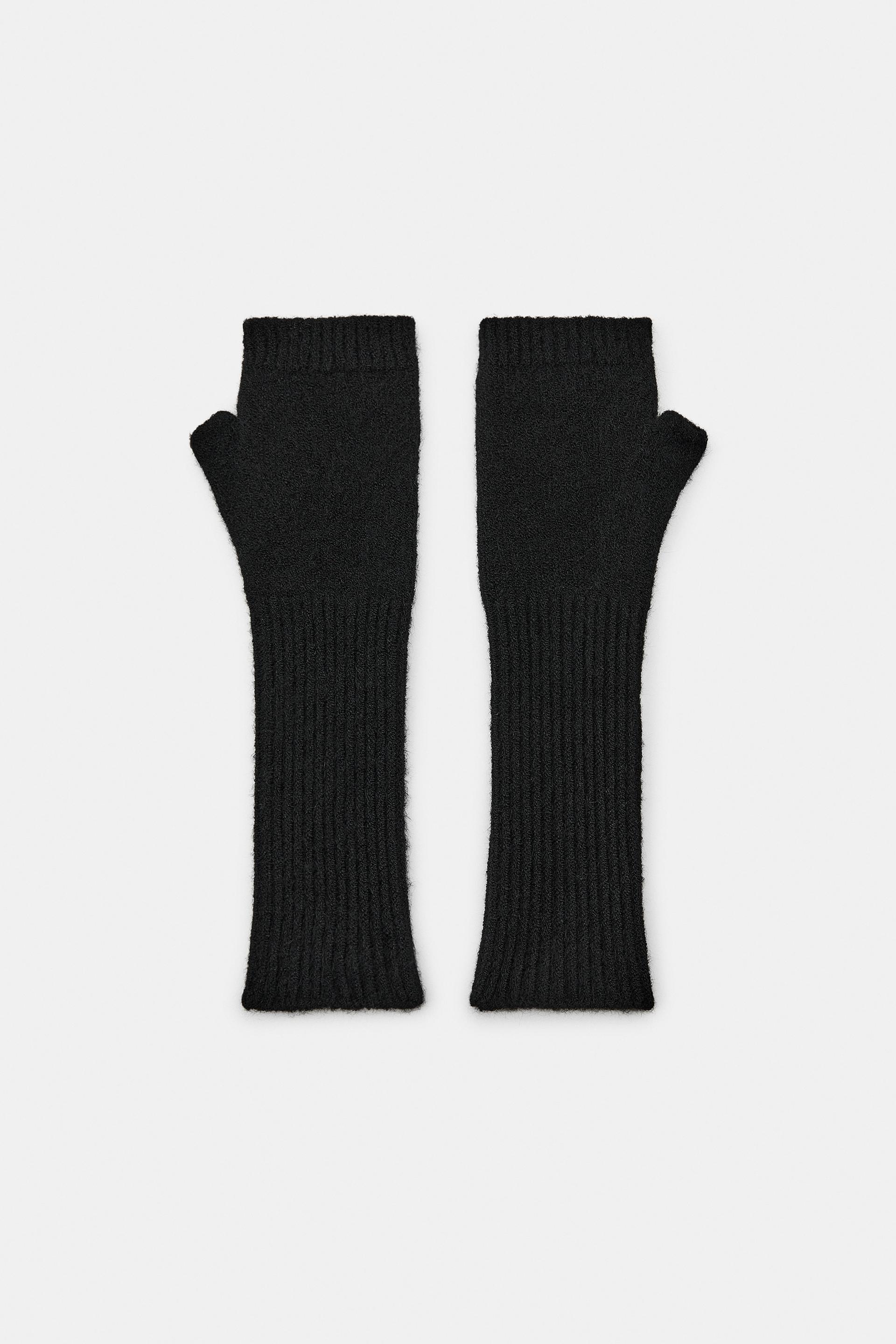 LONG KNIT MITTENS by ZARA