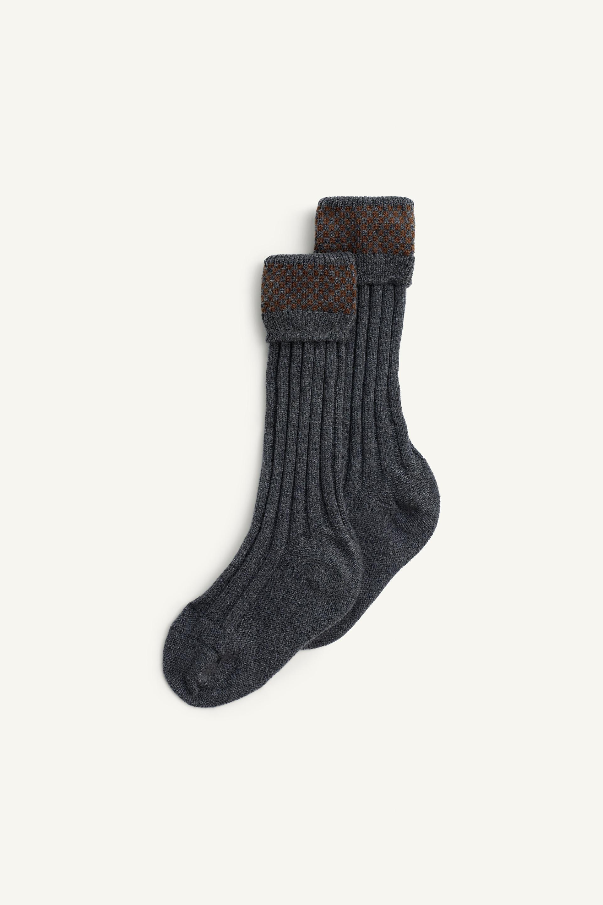 LONG RIBBED SOCKS LIMITED EDITION by ZARA