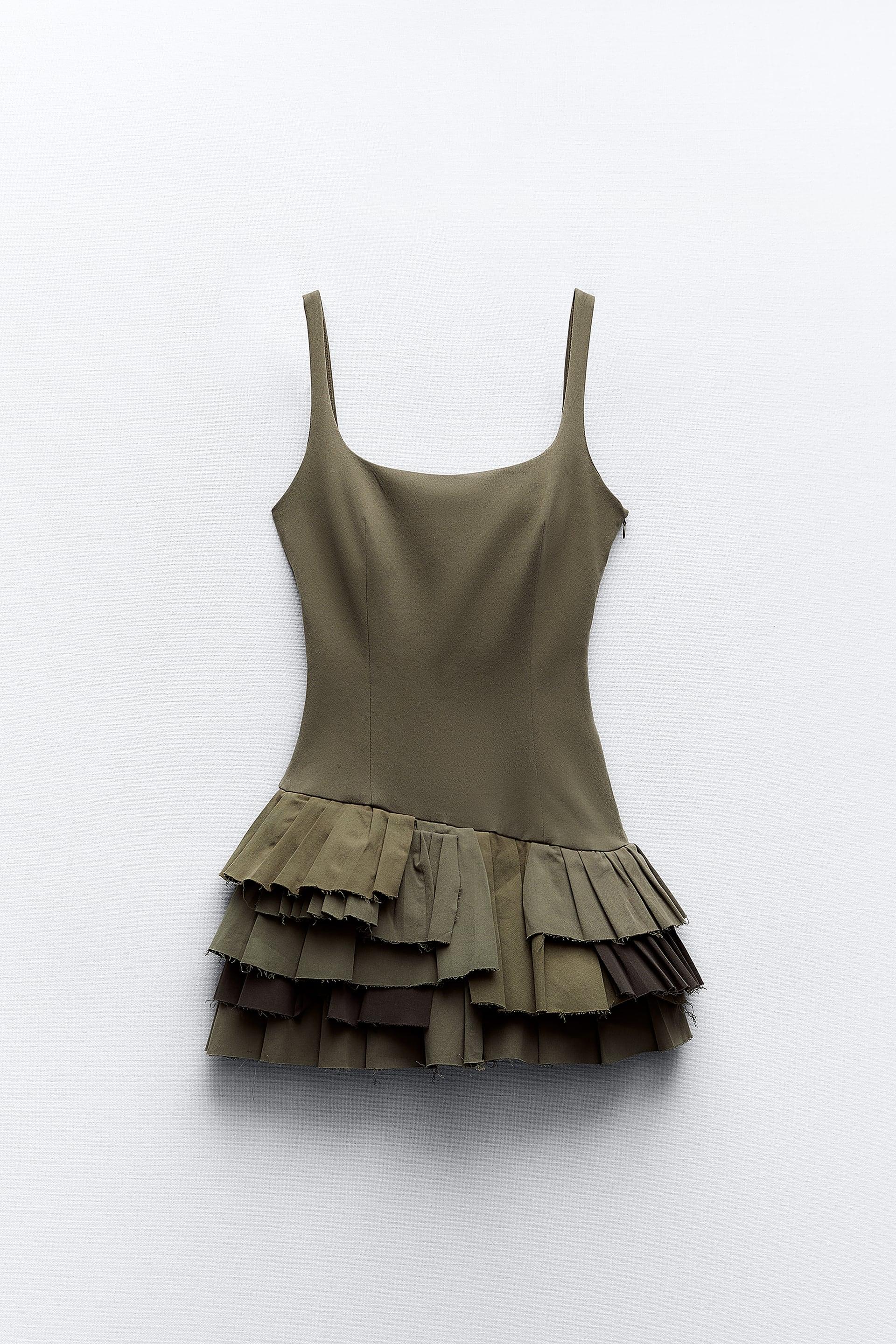 MIXED BOX PLEAT SHORT JUMPSUIT DRESS by ZARA | jellibeans