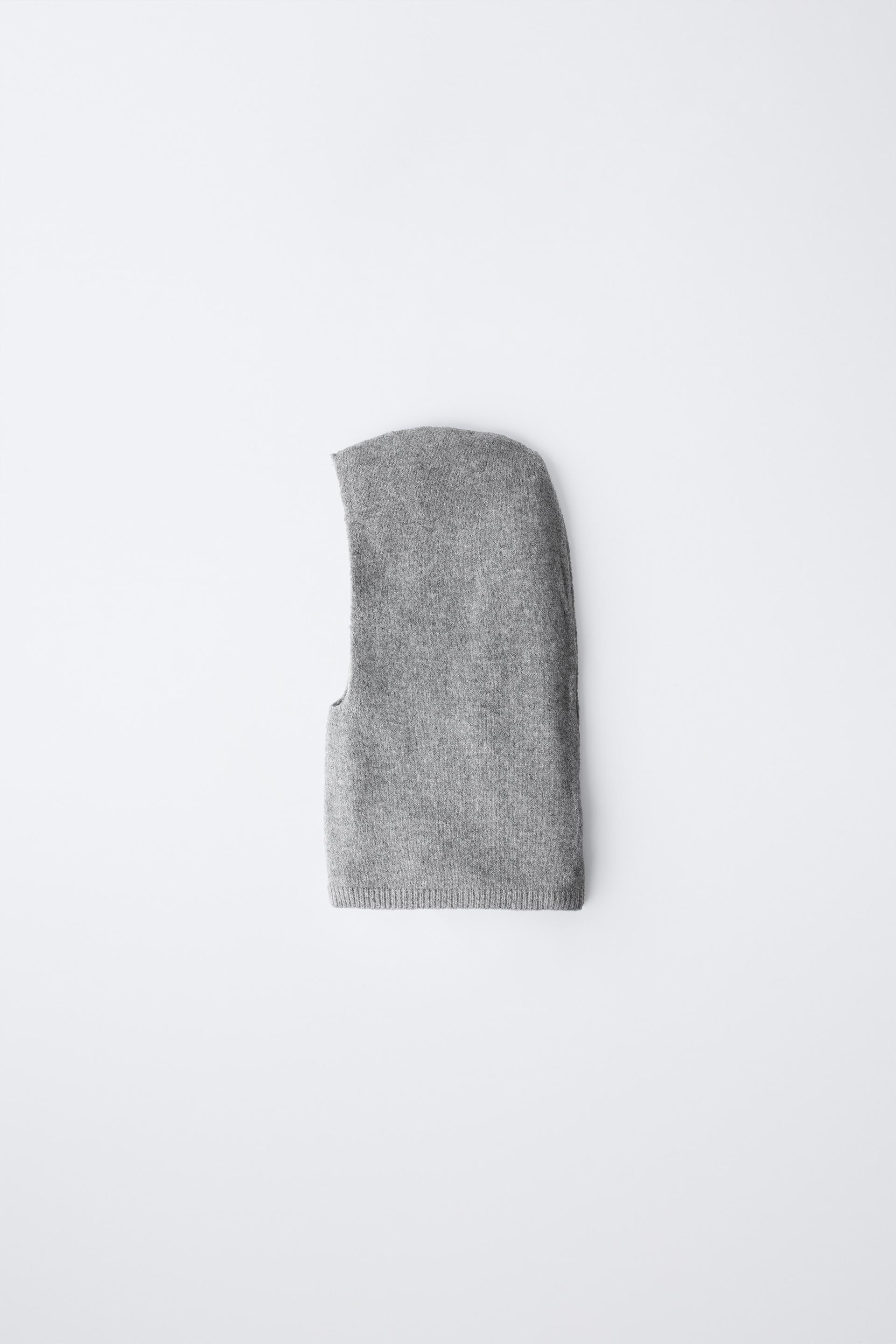 PLAIN KNIT BALACLAVA by ZARA