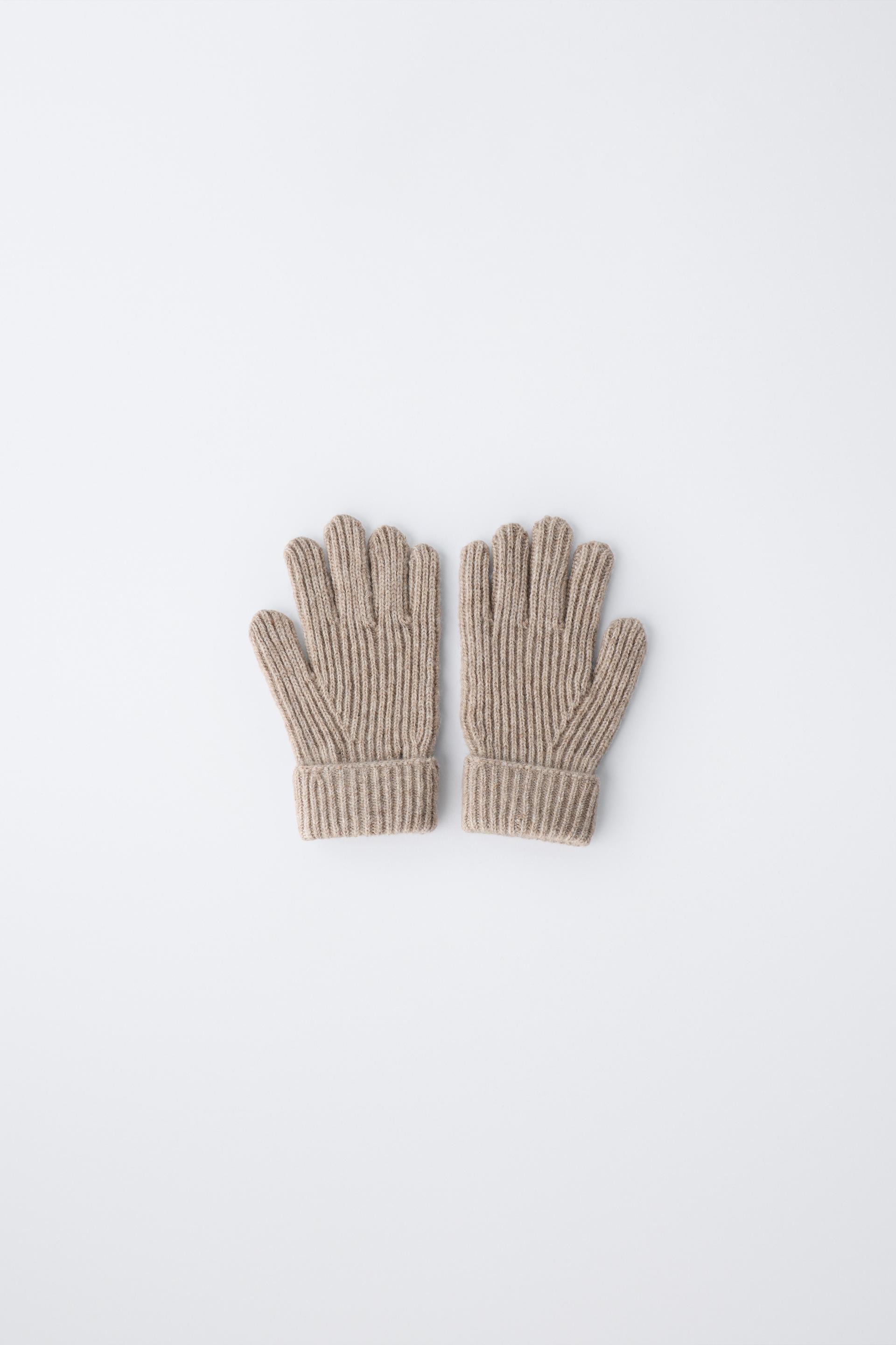 PLAIN KNIT GLOVES by ZARA