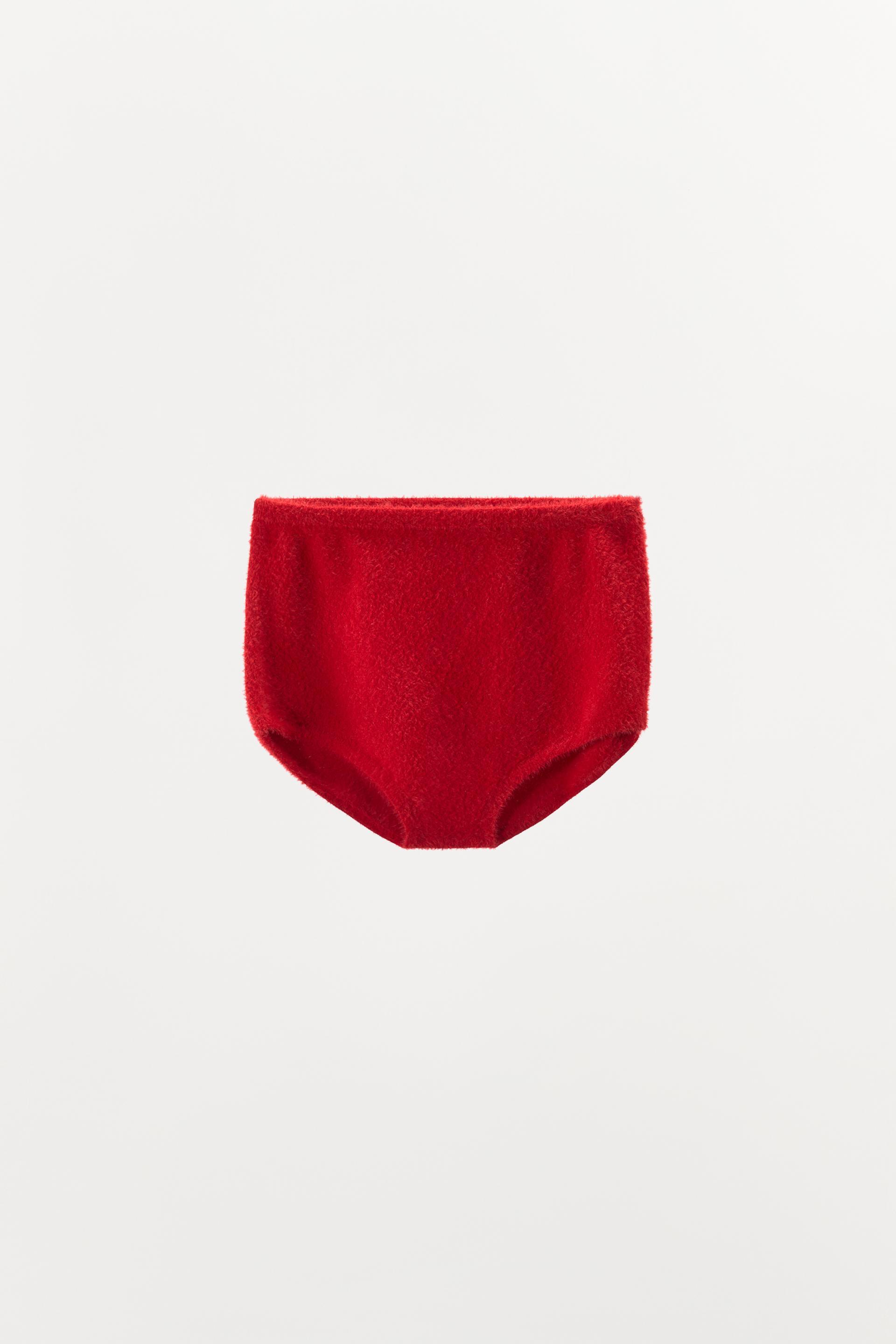 PLAIN POLYAMIDE SHORTS by ZARA