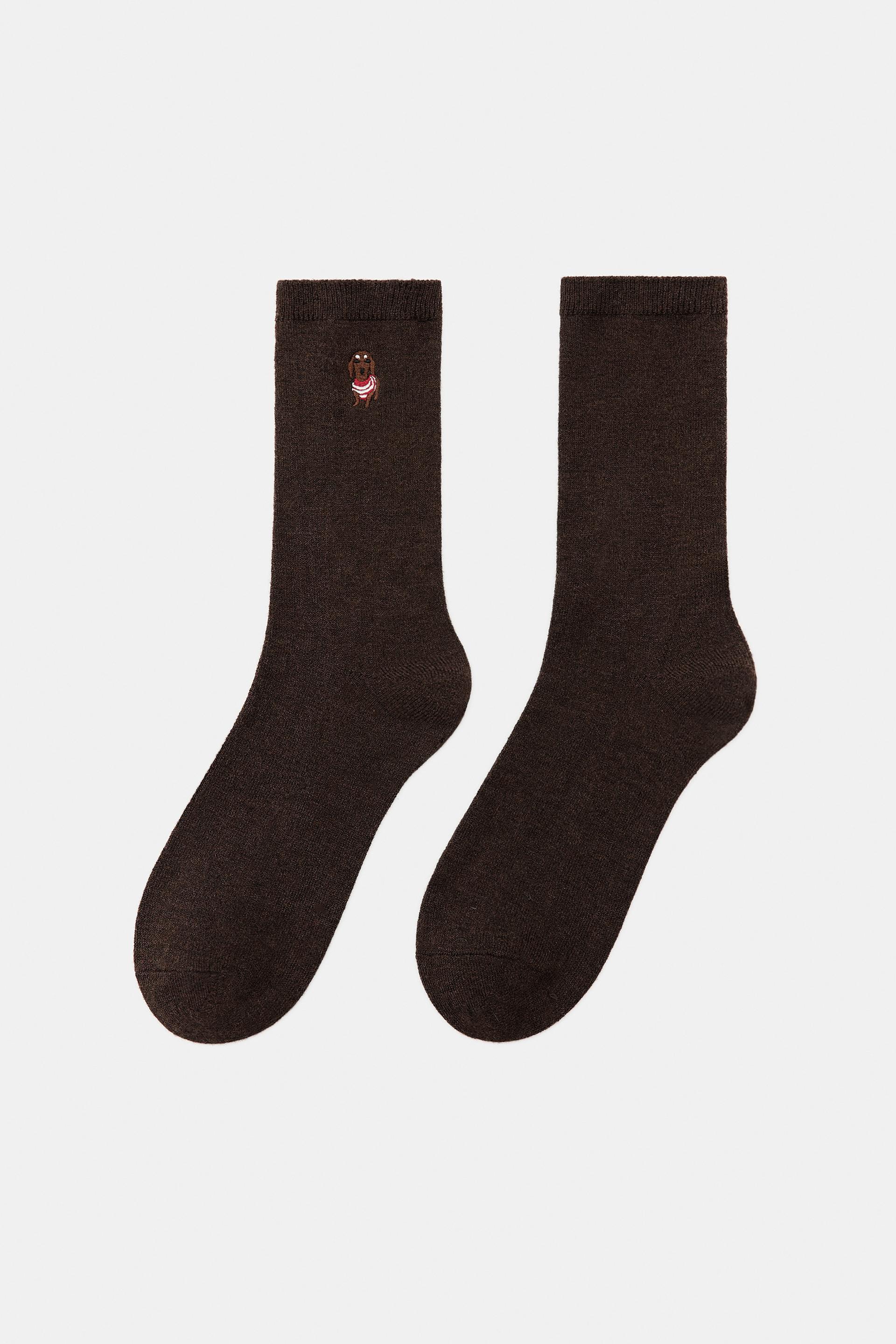 PLAIN SOCKS WITH DACHSHUND EMBROIDERY by ZARA
