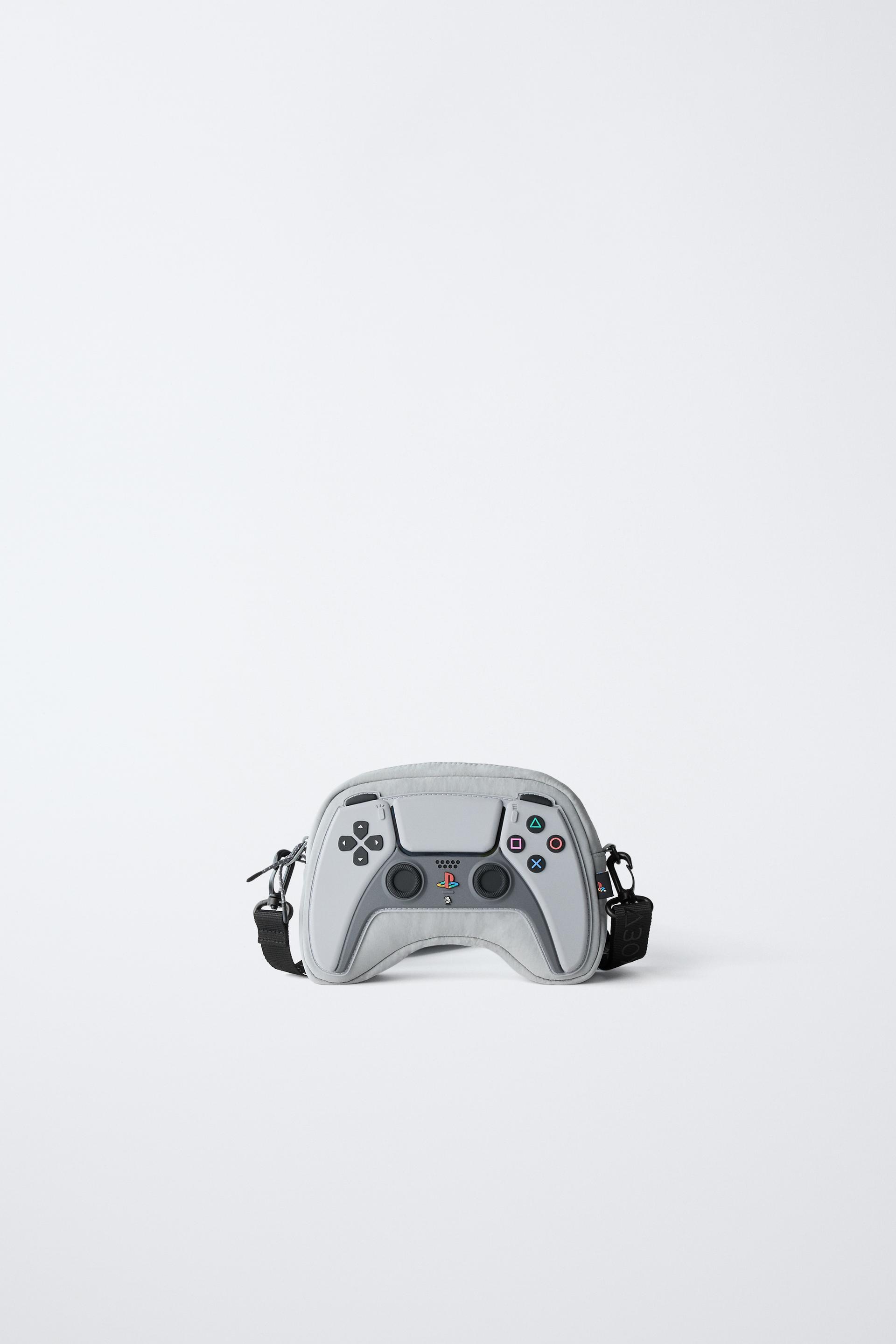 PLAYSTATION ™ 30TH ANNIVERSARY CROSSBODY BAG by ZARA