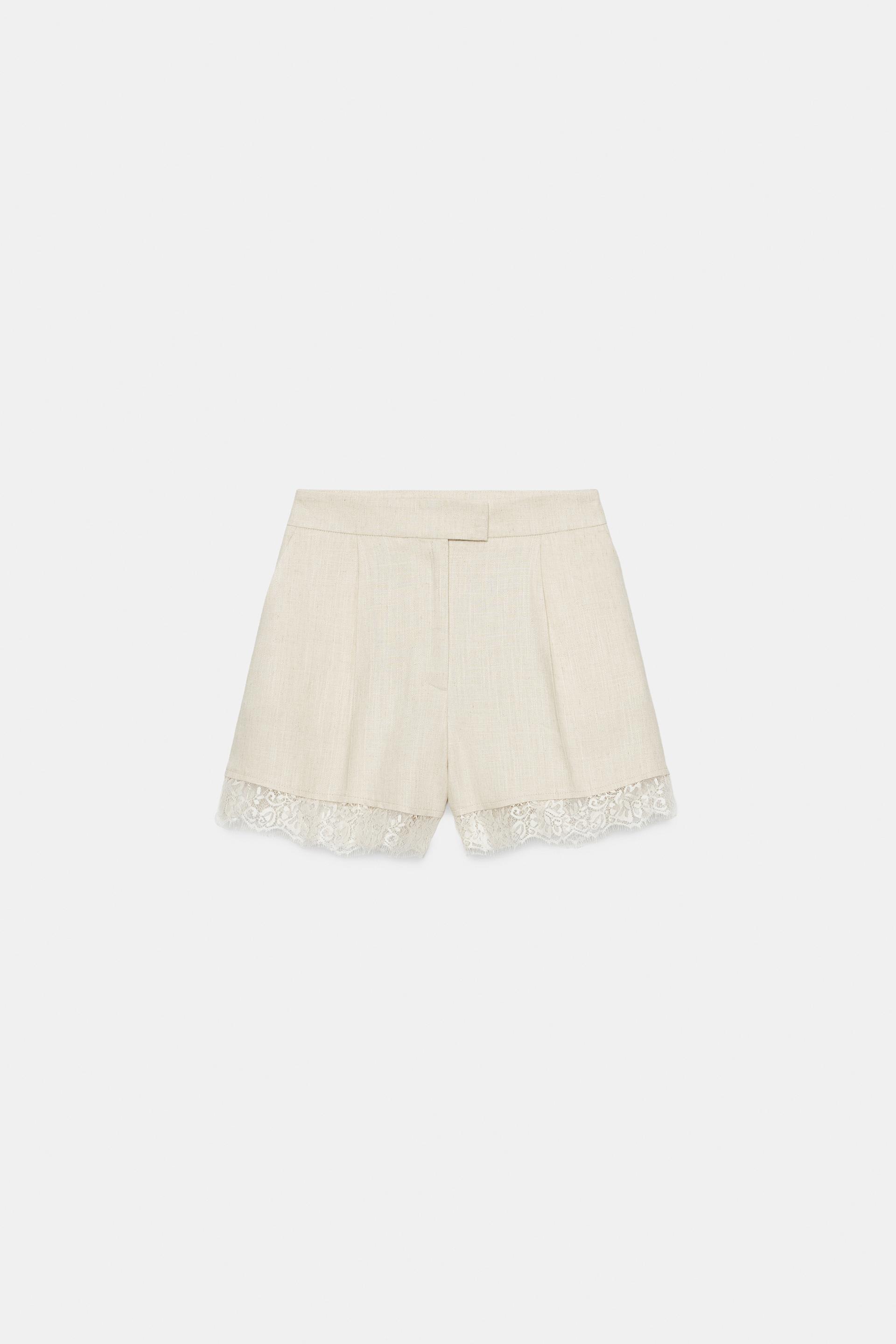 PLEATED LACE SHORTS by ZARA