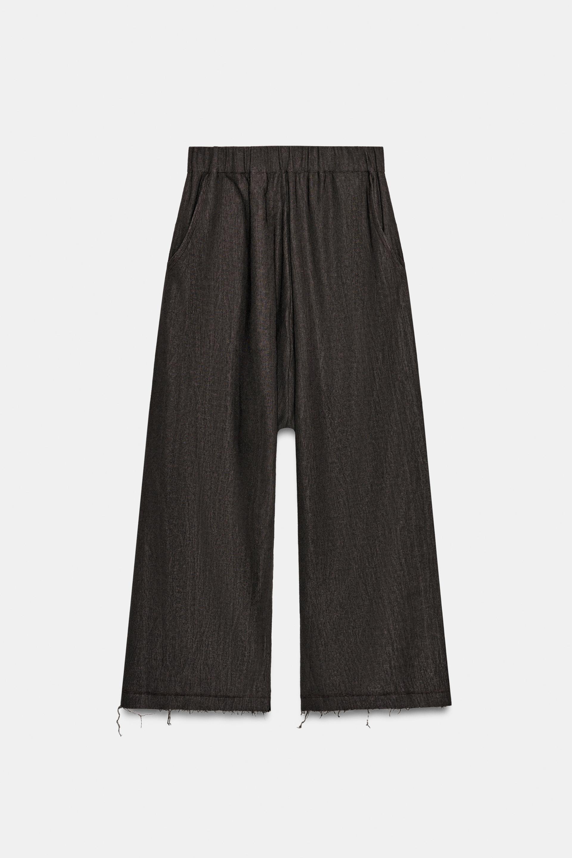 POCKET VOLUME PANTS by ZARA