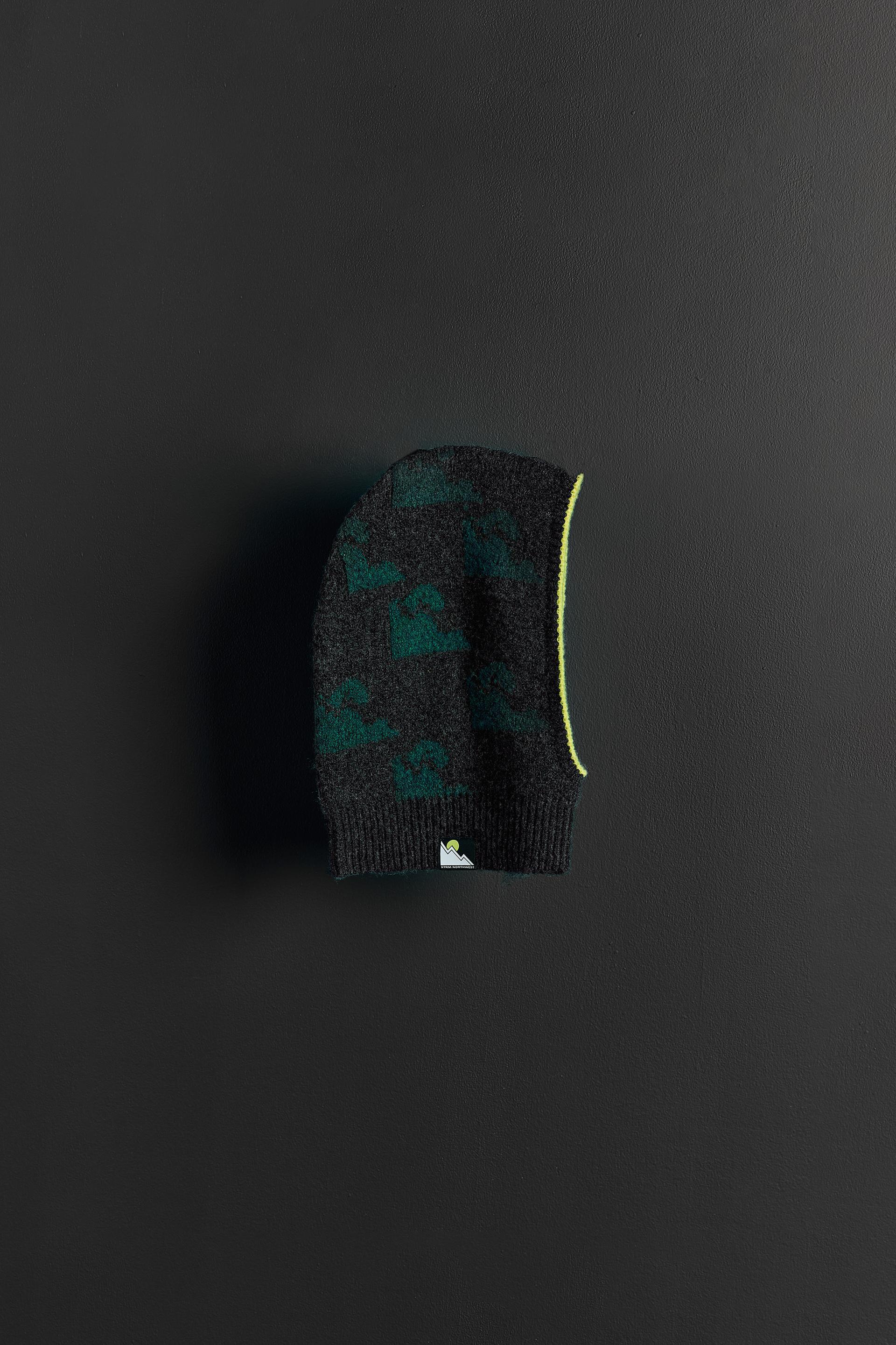 PRINTED KNIT BALACLAVA SKI COLLECTION by ZARA