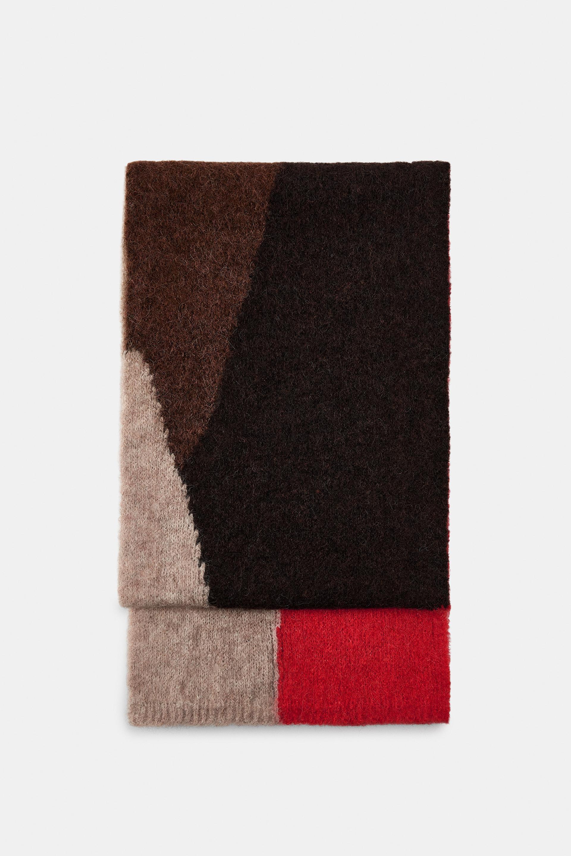 PRINTED KNIT SCARF by ZARA