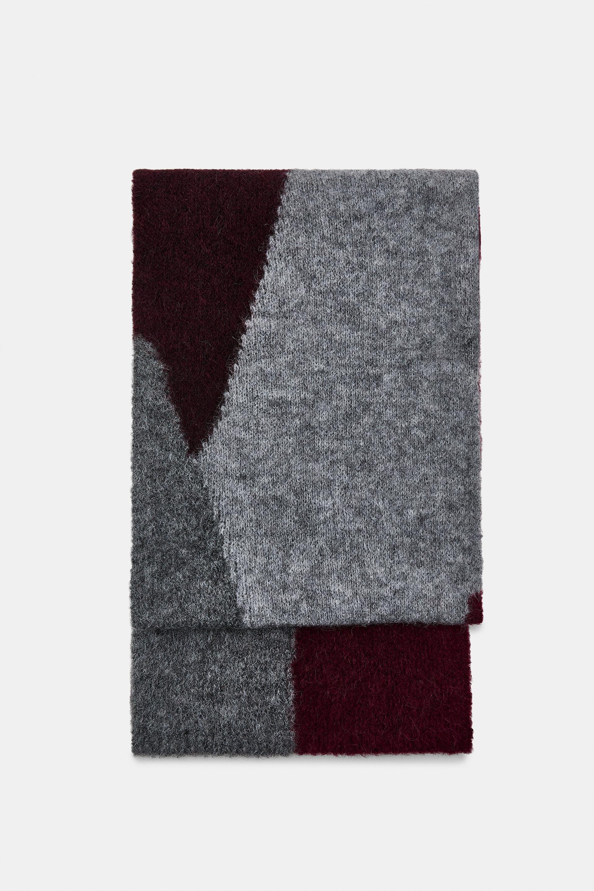 PRINTED KNIT SCARF by ZARA