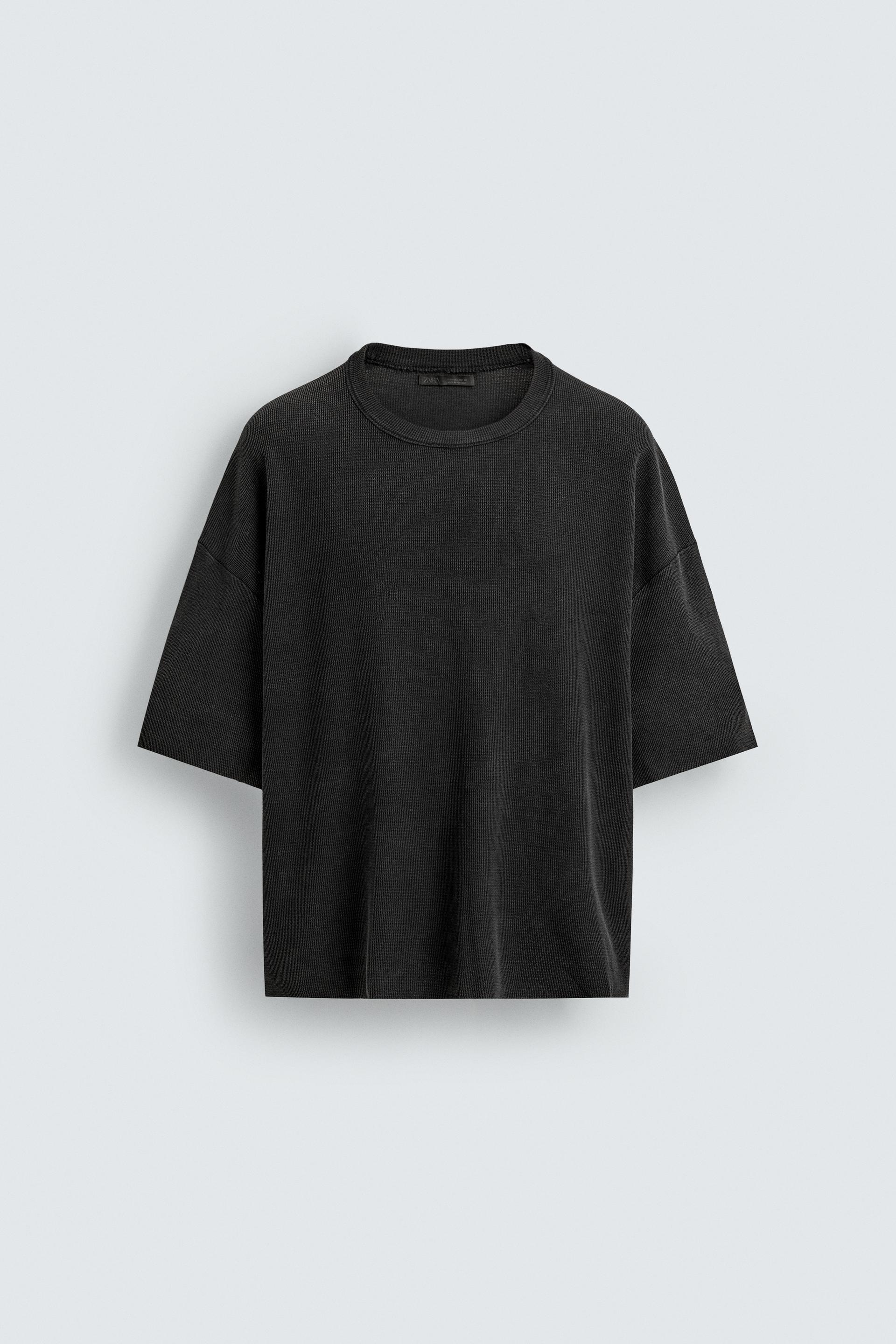 PRINTED KNIT T-SHIRT by ZARA