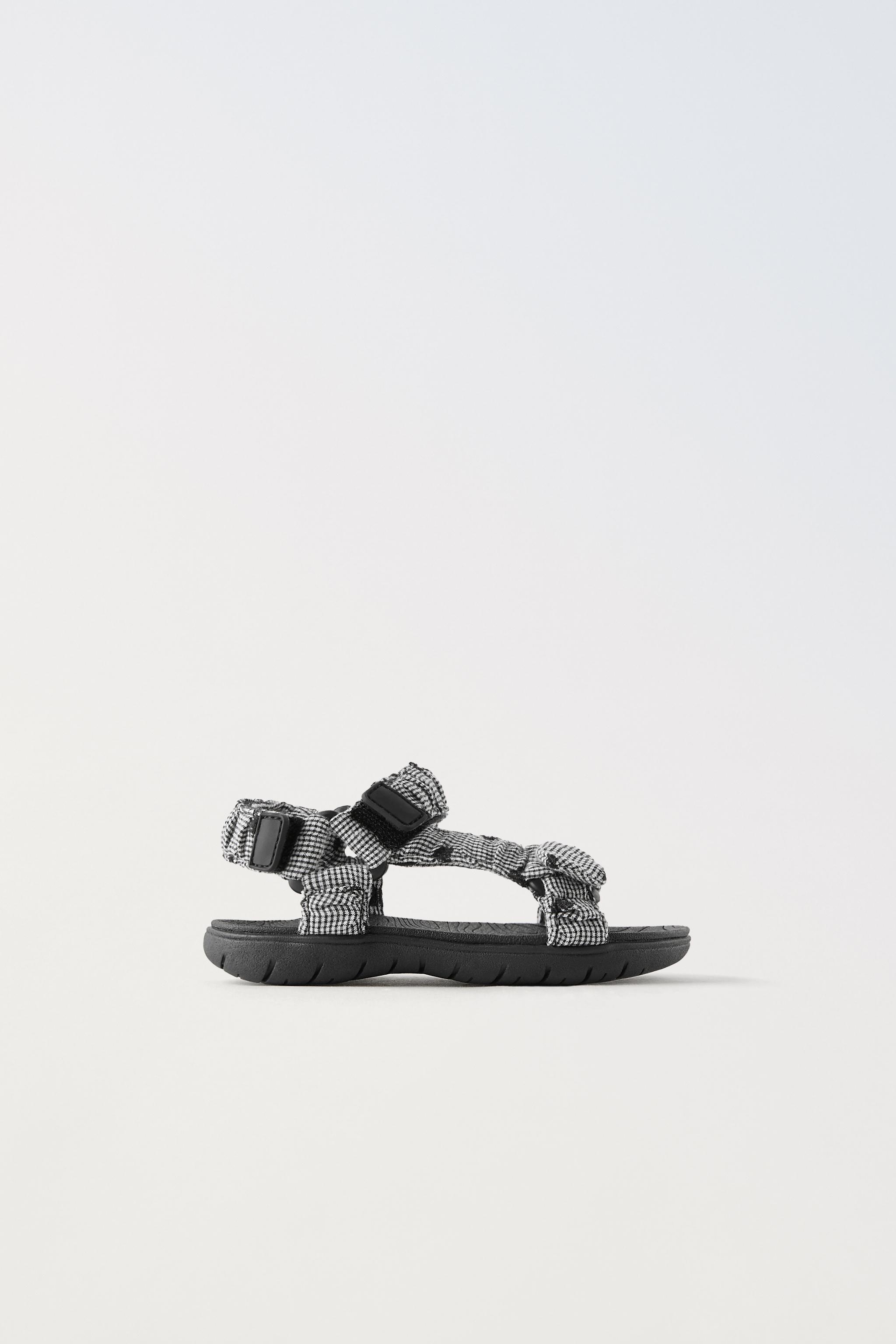 PRINTED SANDALS by ZARA