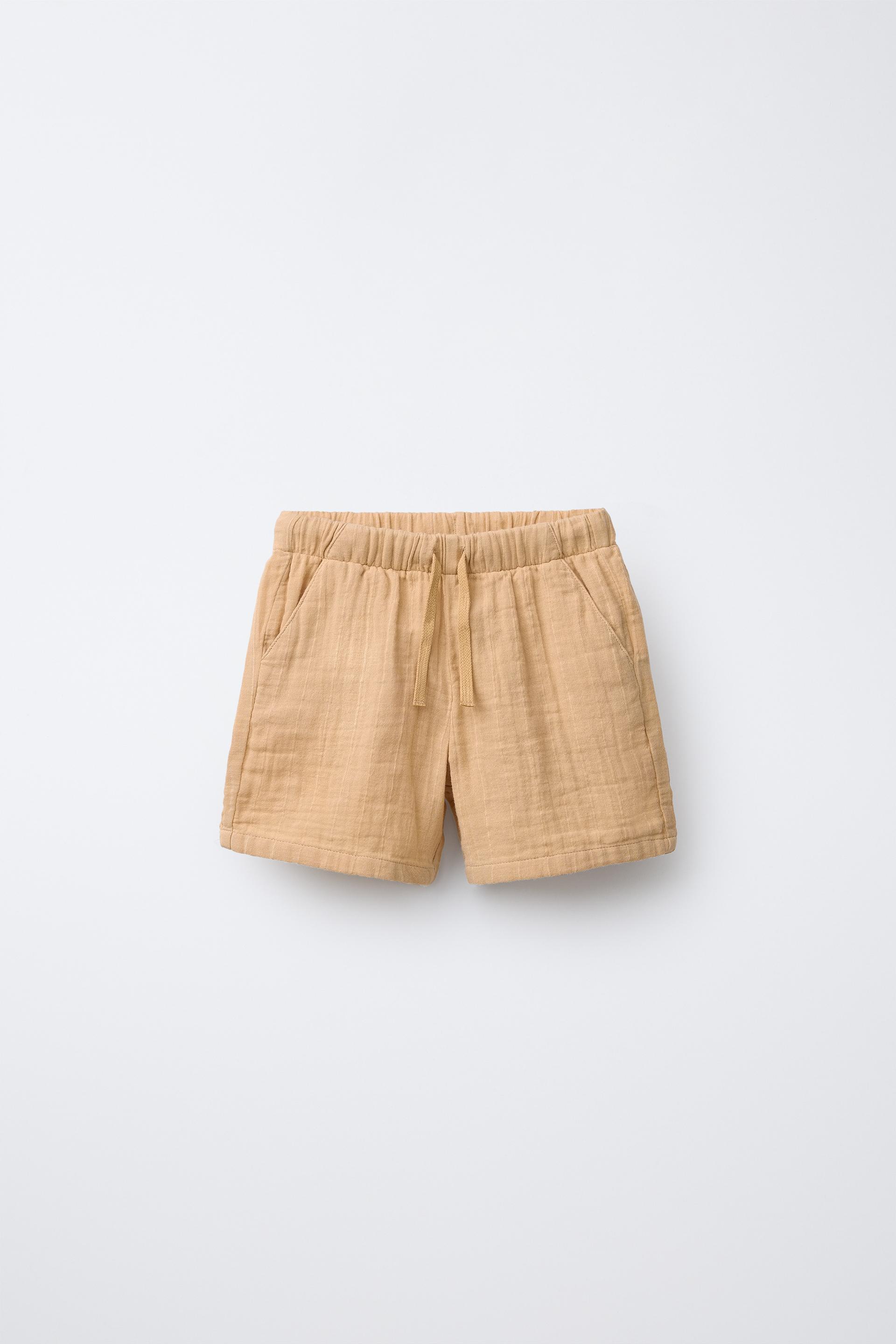 RELAXED TEXTURED SHORTS by ZARA