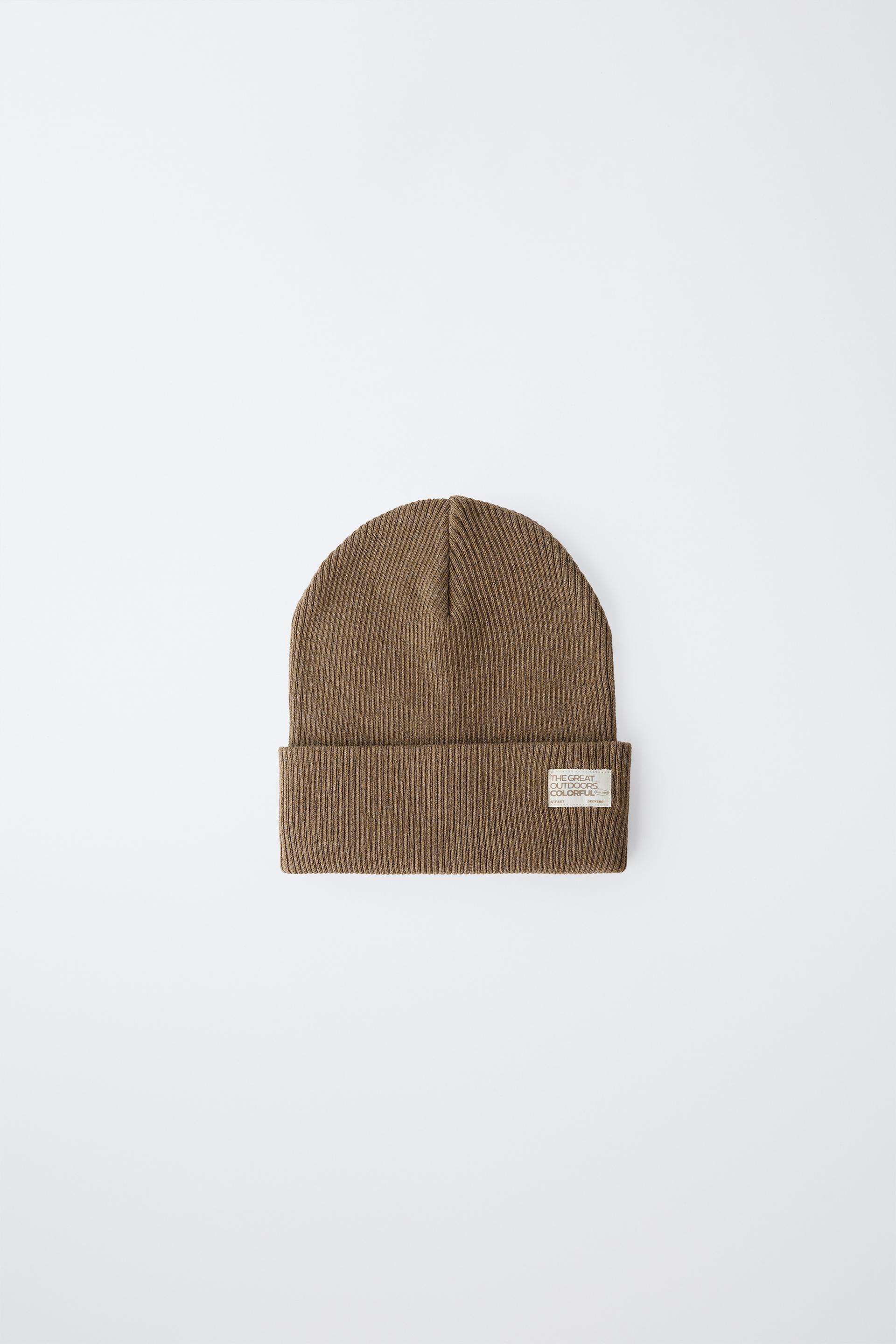 RIBBED KNIT HAT WITH LABEL by ZARA