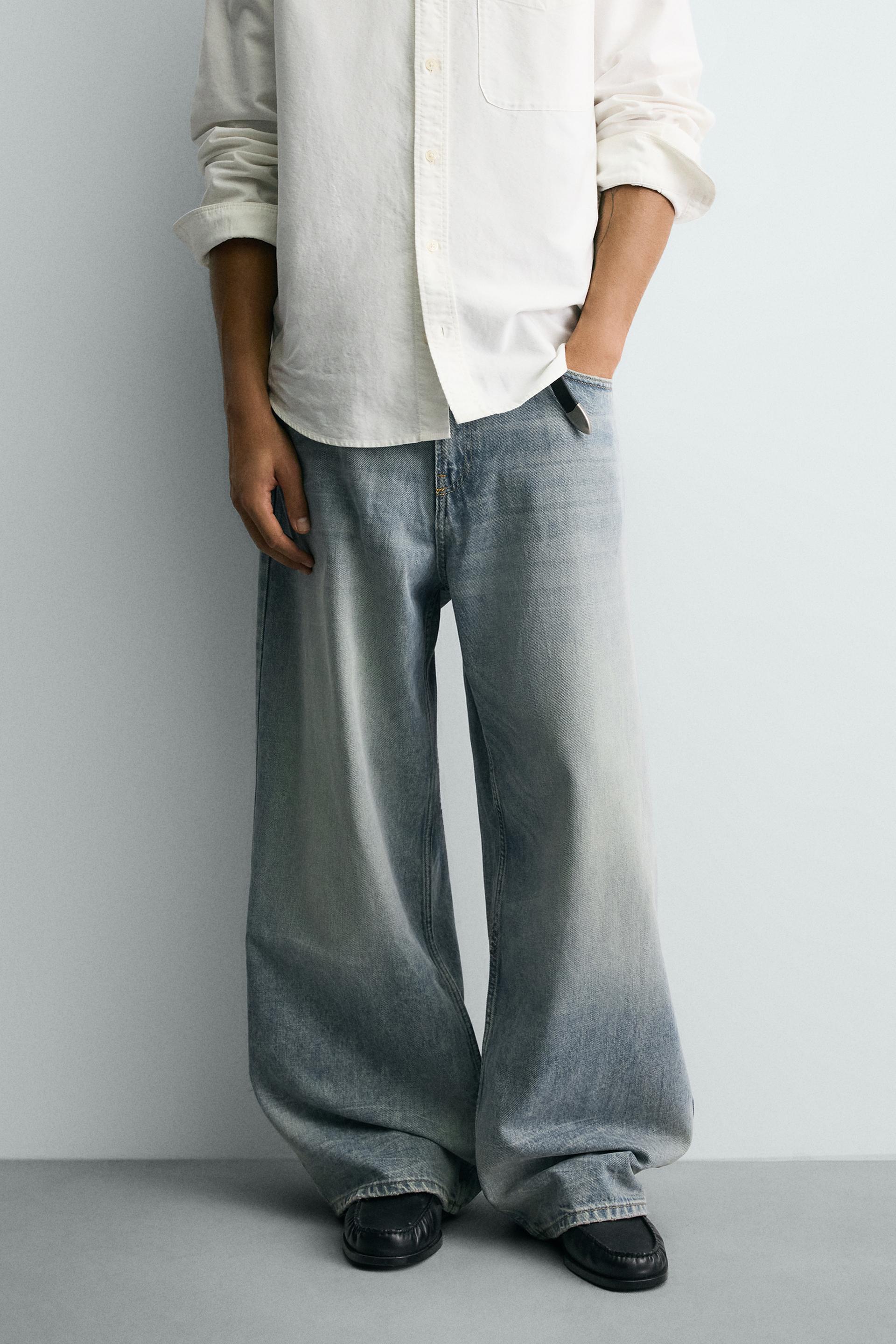 RIPPED BAGGY FIT JEANS by ZARA