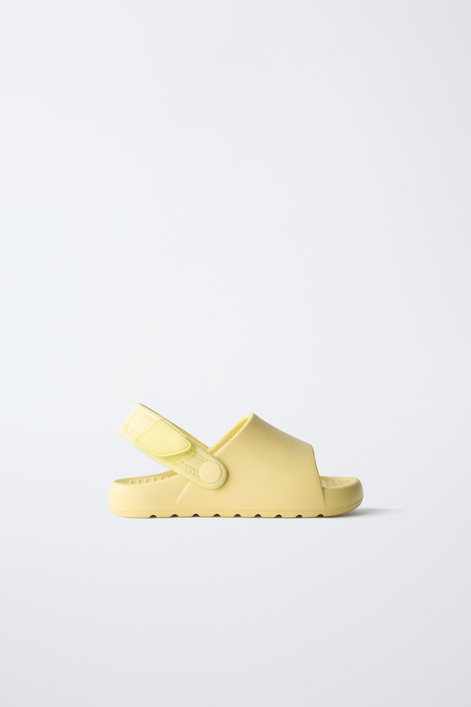 RUBBER SLINGBACK SANDALS by ZARA