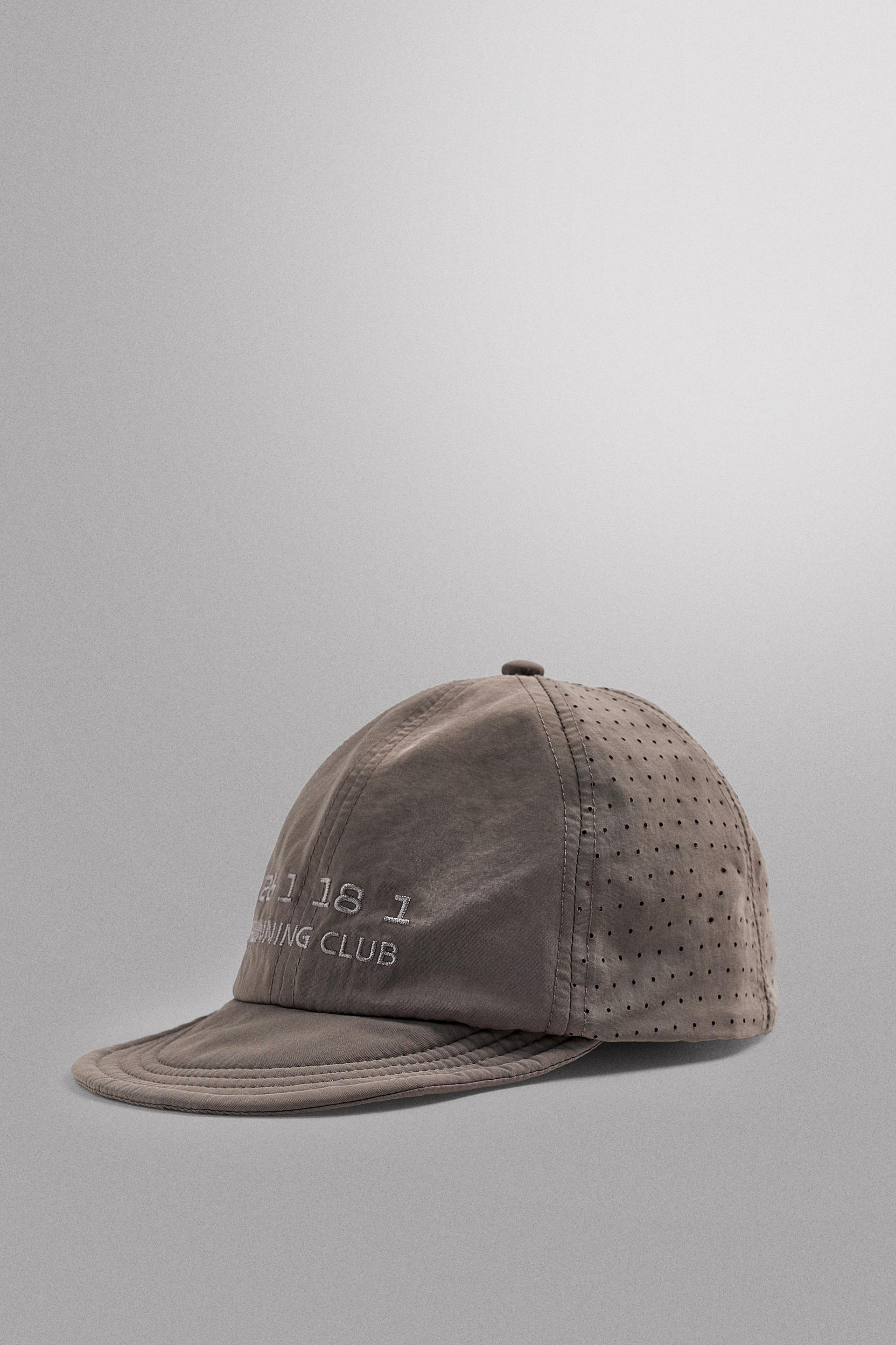 RUNNING TECHNICAL CAP by ZARA