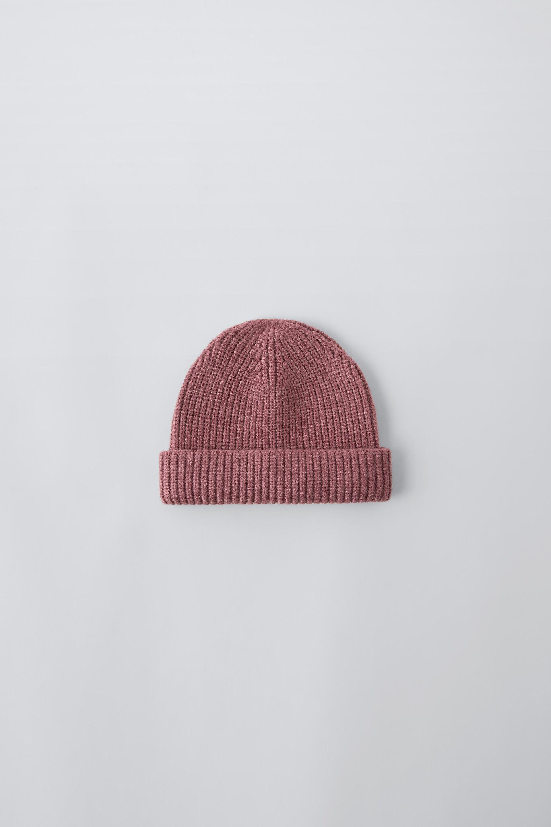 SHORT KNIT HAT by ZARA