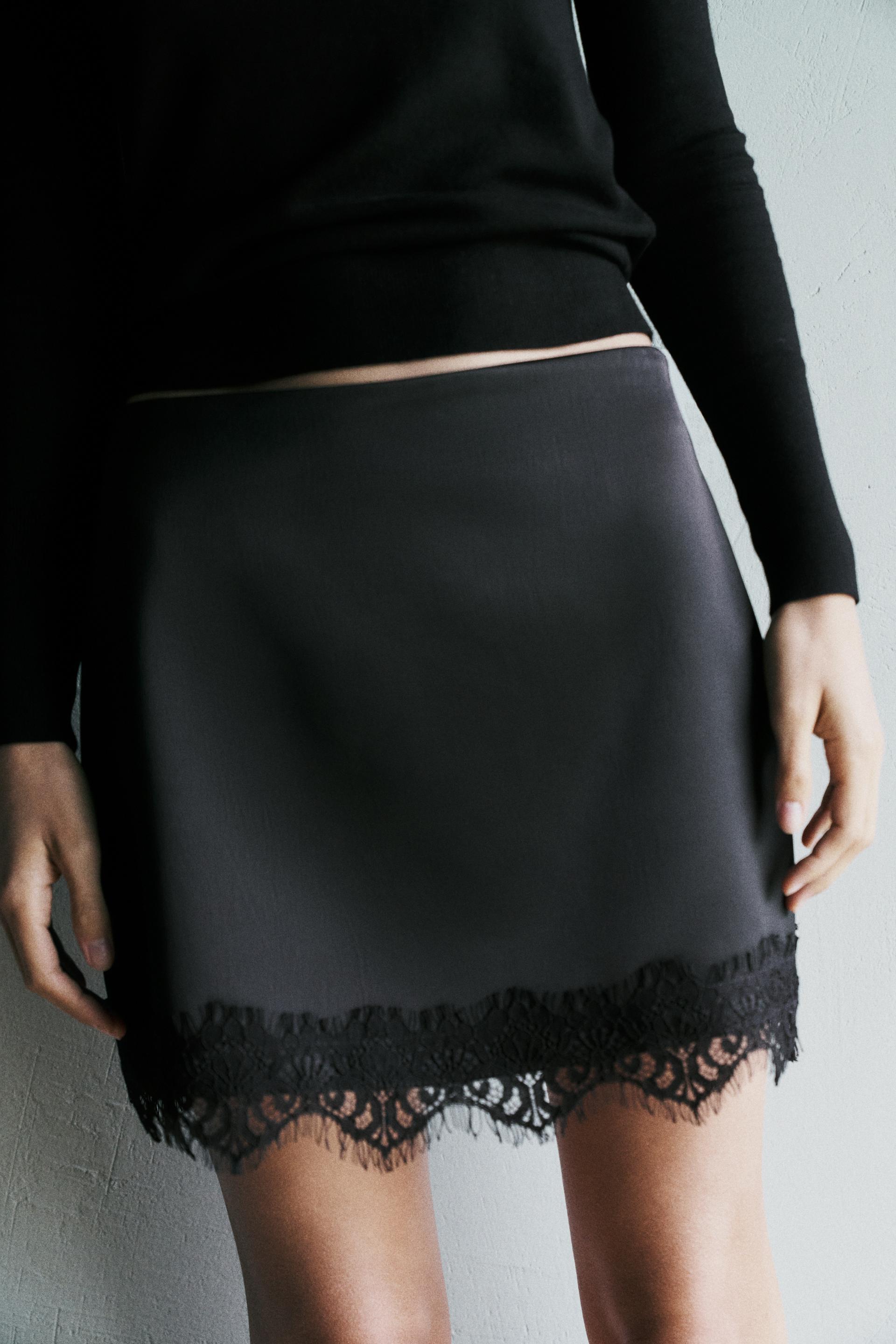 SKORT WITH LACE HEM by ZARA