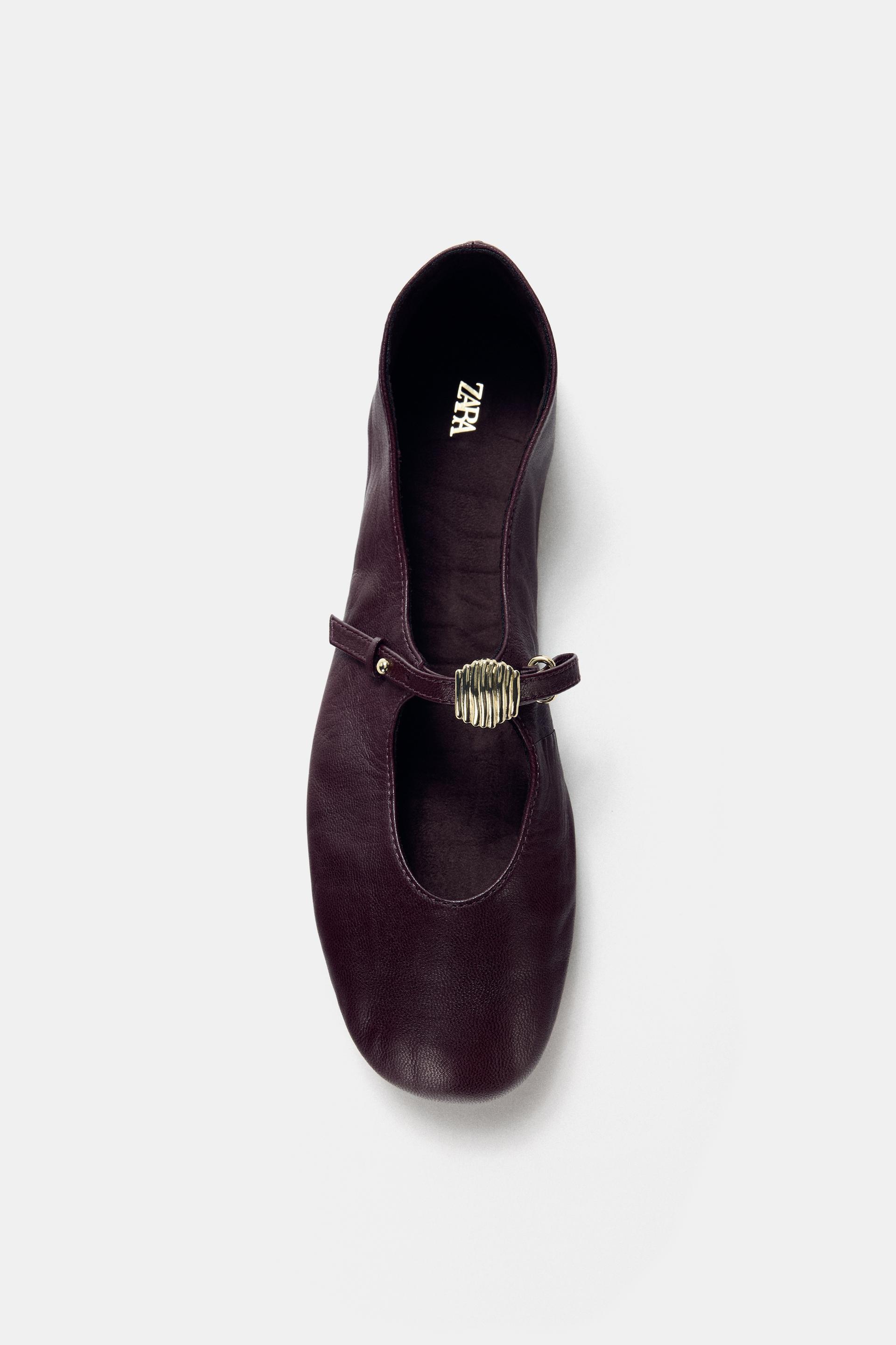 SOFT LEATHER BALLET FLATS by ZARA