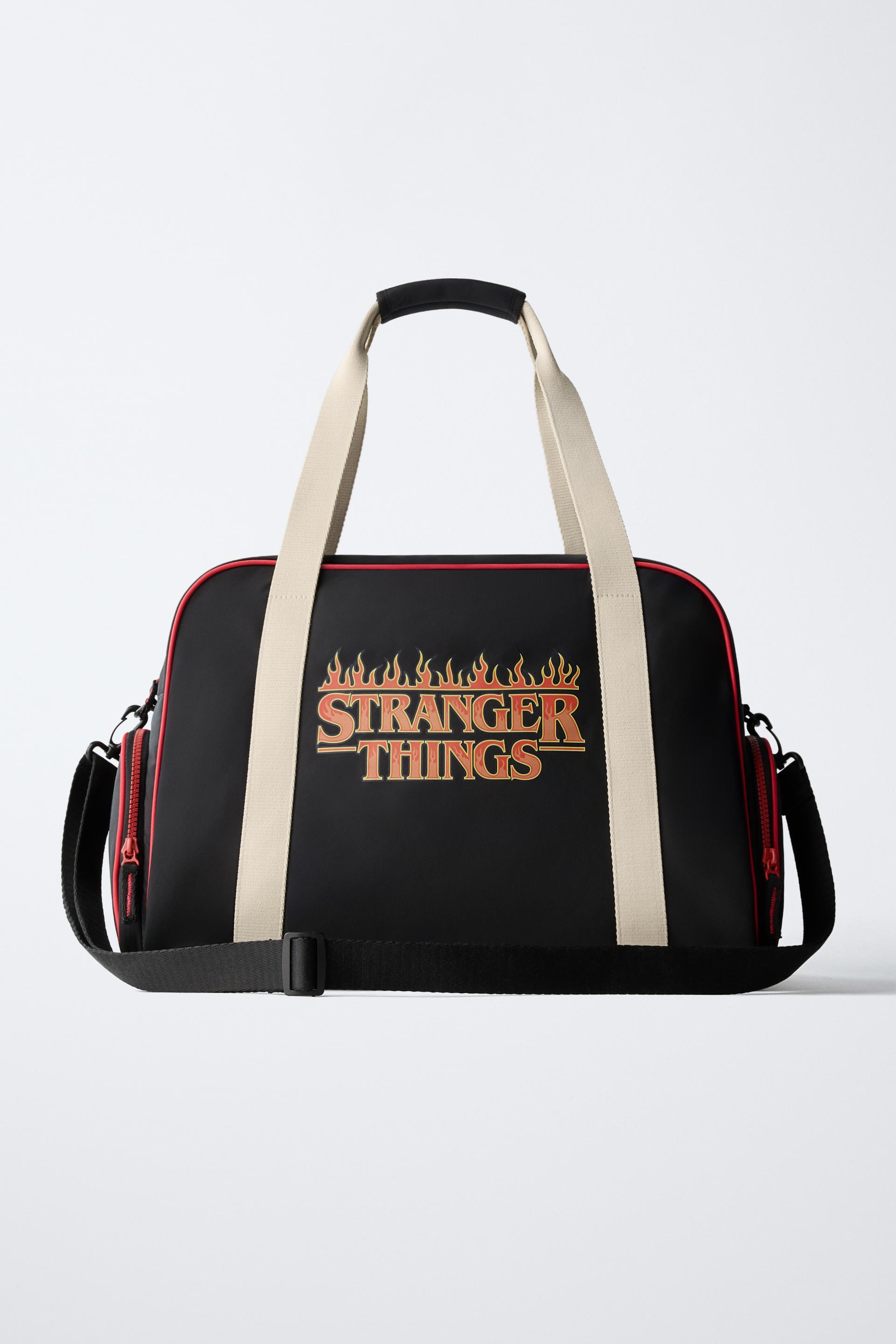 STRANGER THINGS © NETFLIX BOWLING BAG by ZARA