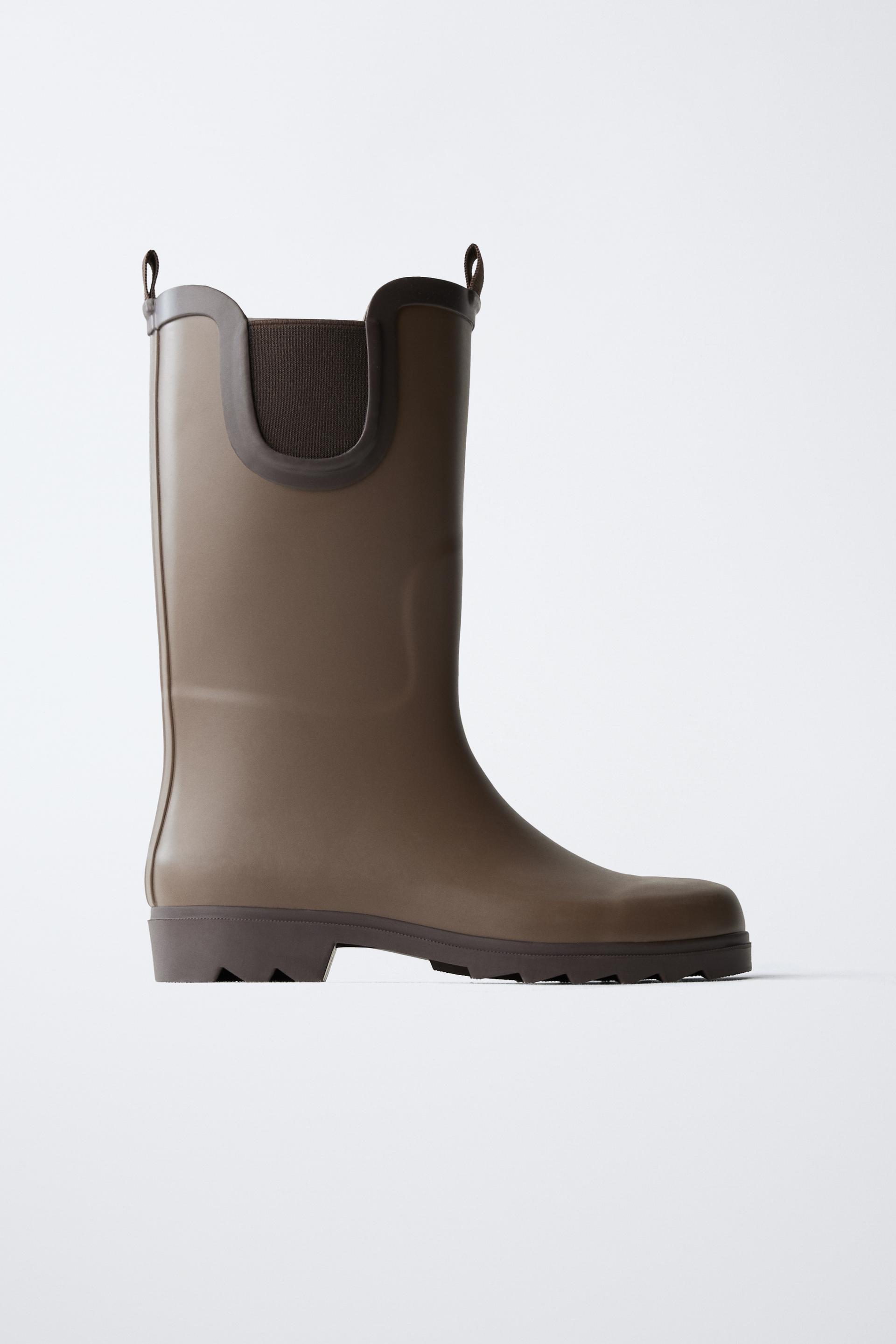 TALL RUBBER RAIN BOOTS by ZARA