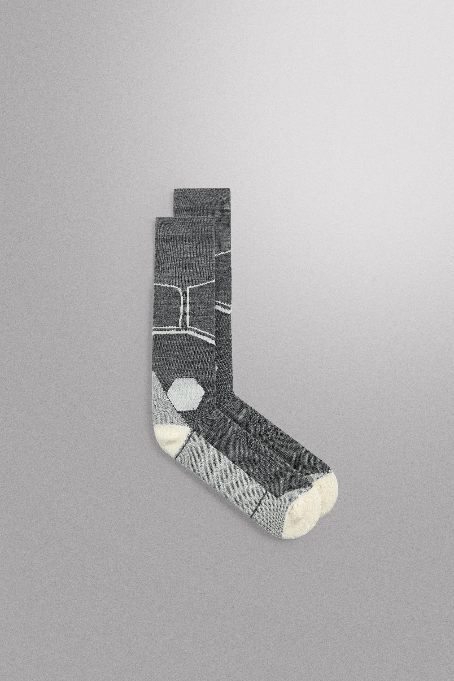 TEXTURED SKI SOCKS by ZARA