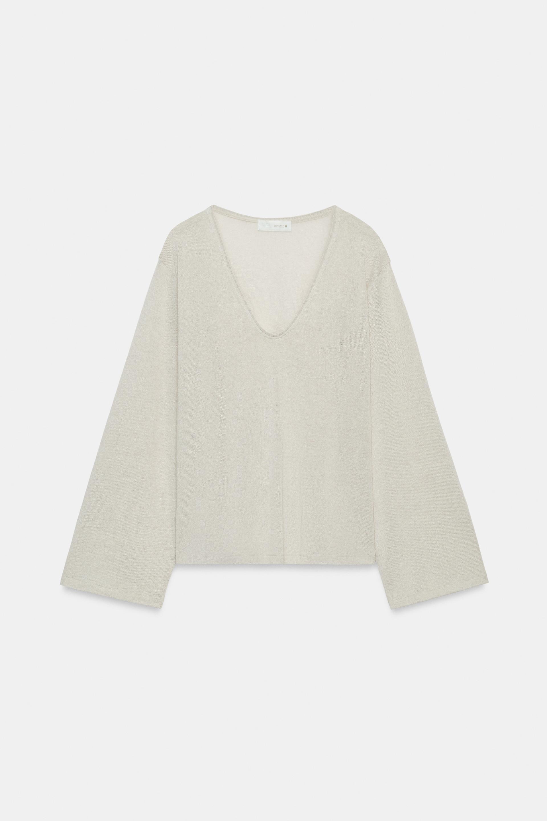 TEXTURED V-NECK T-SHIRT by ZARA