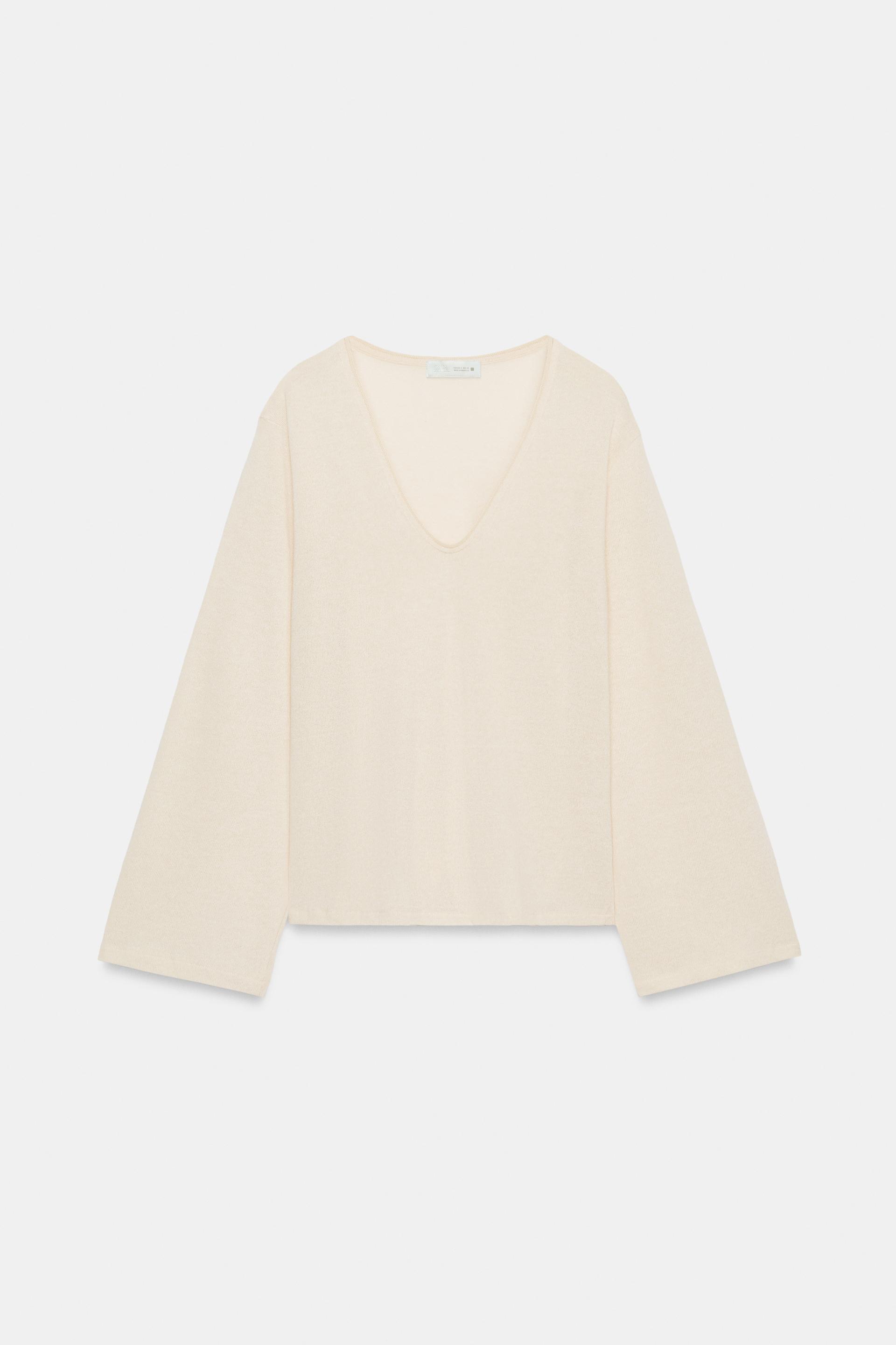 TEXTURED V-NECK T-SHIRT by ZARA