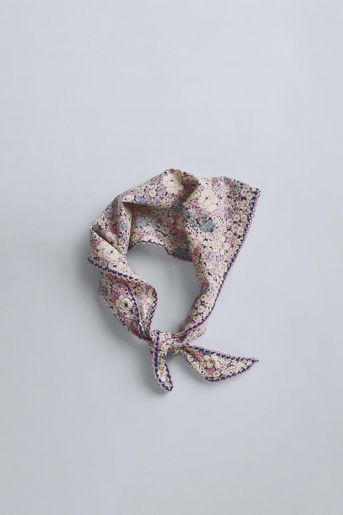 TIMELESZ – FLORAL KERCHIEF by ZARA