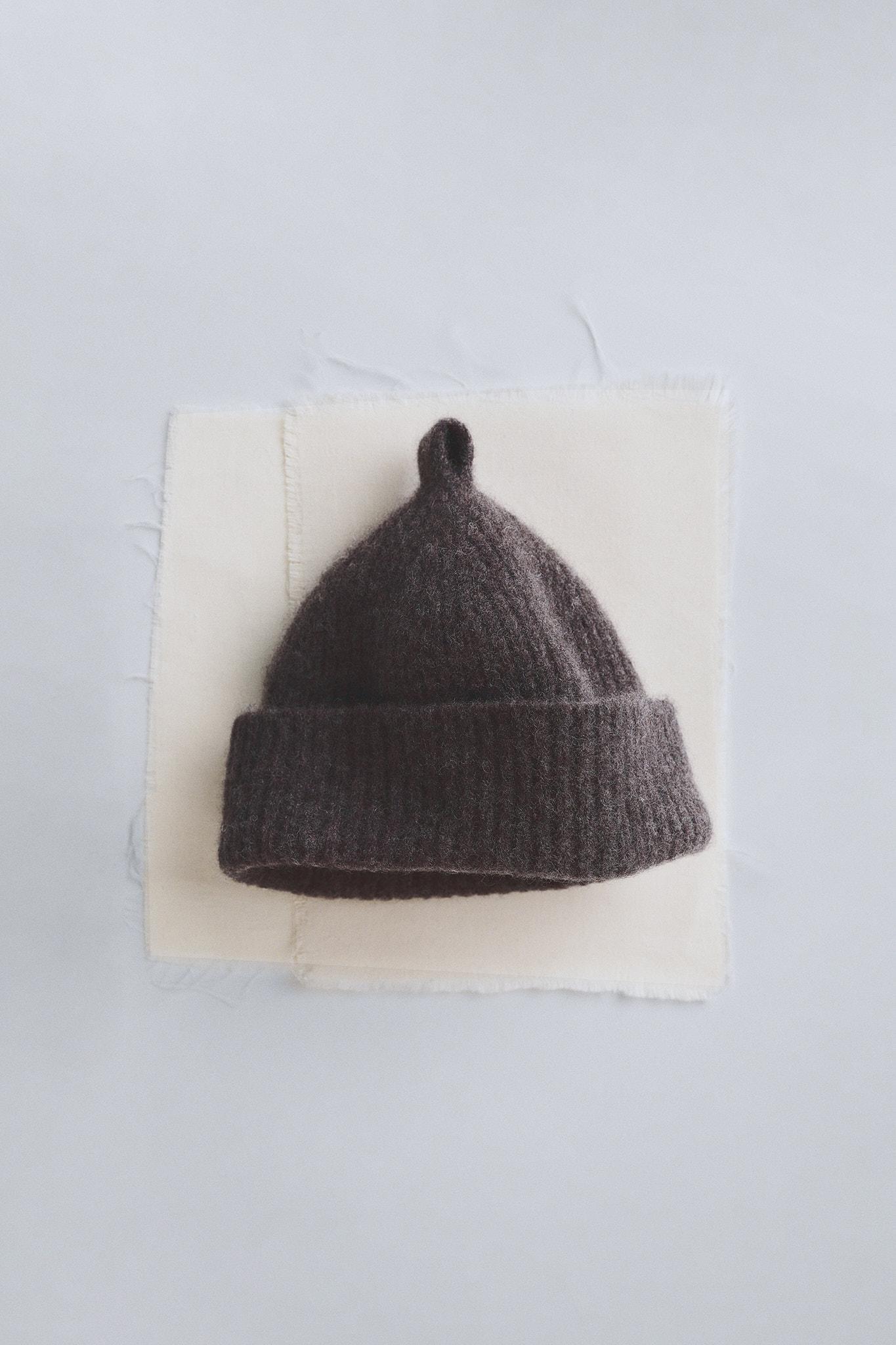 TIMELESZ - WOOL HAT by ZARA