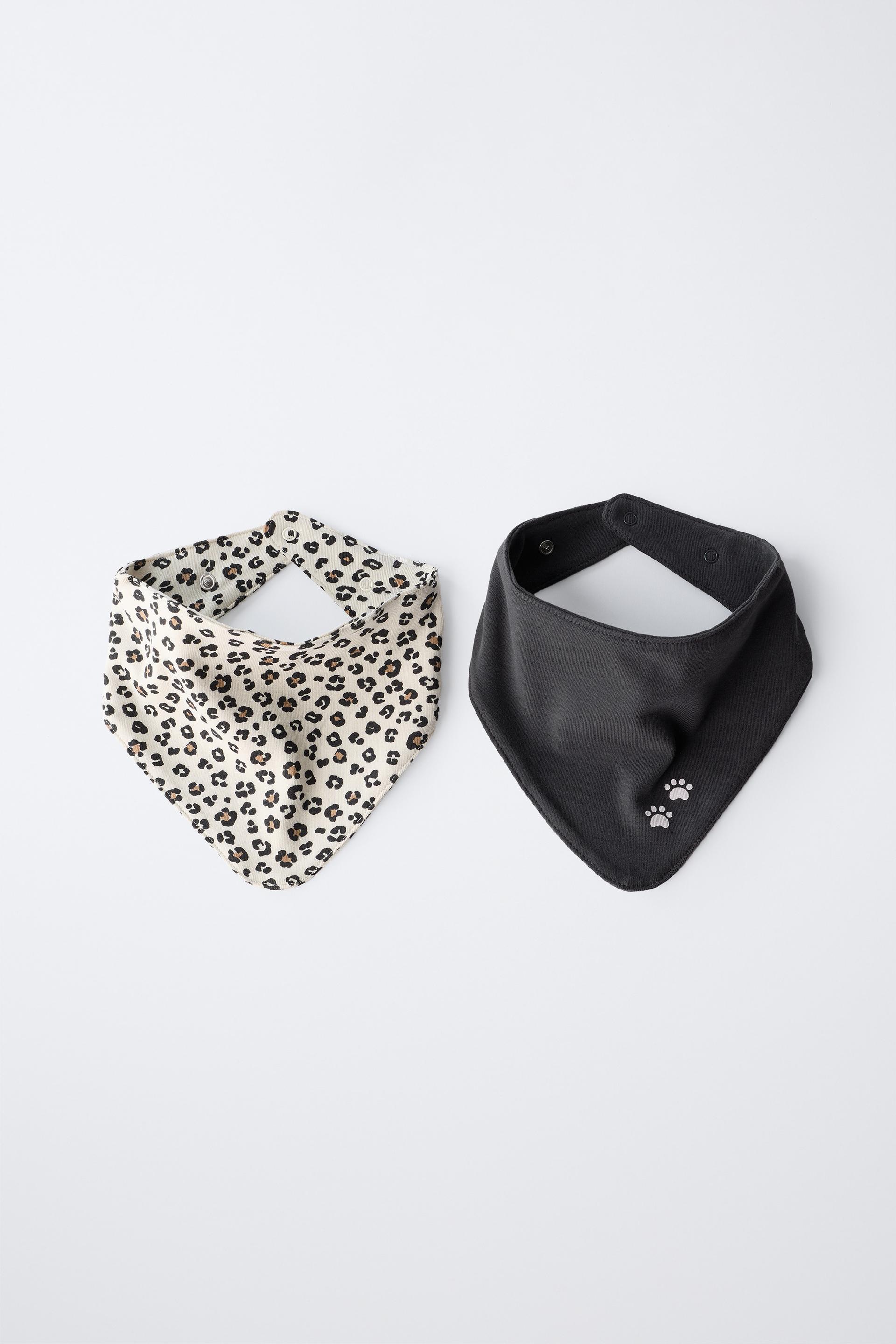 TWO-PACK OF ANIMAL PRINT BIBS by ZARA