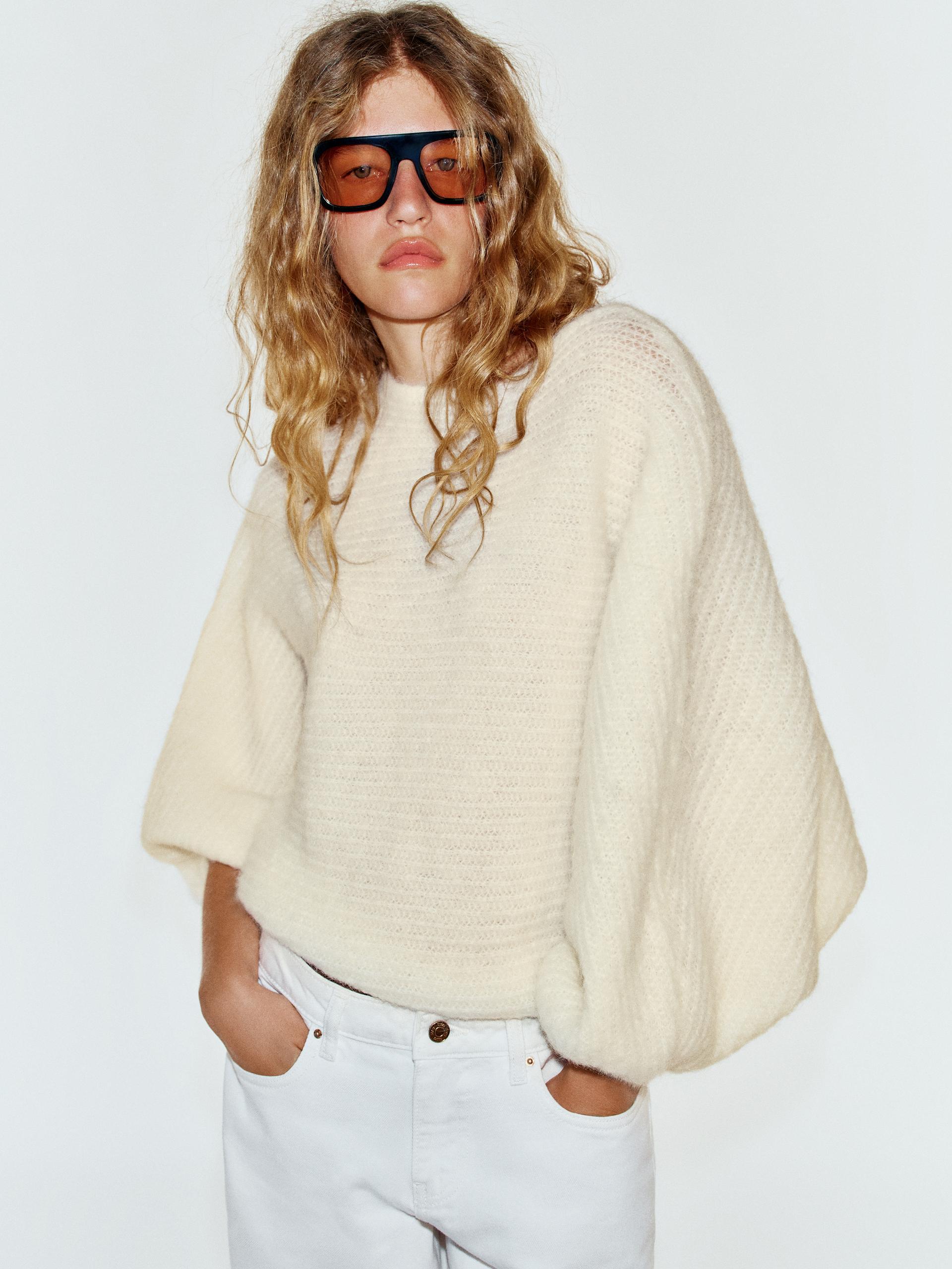 VOLUME SLEEVE SWEATER by ZARA
