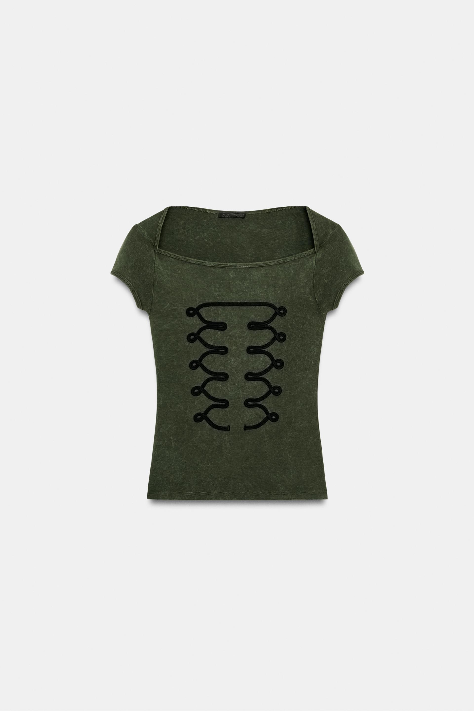 WASHED EFFECT TOP WITH FROG FASTENINGS by ZARA