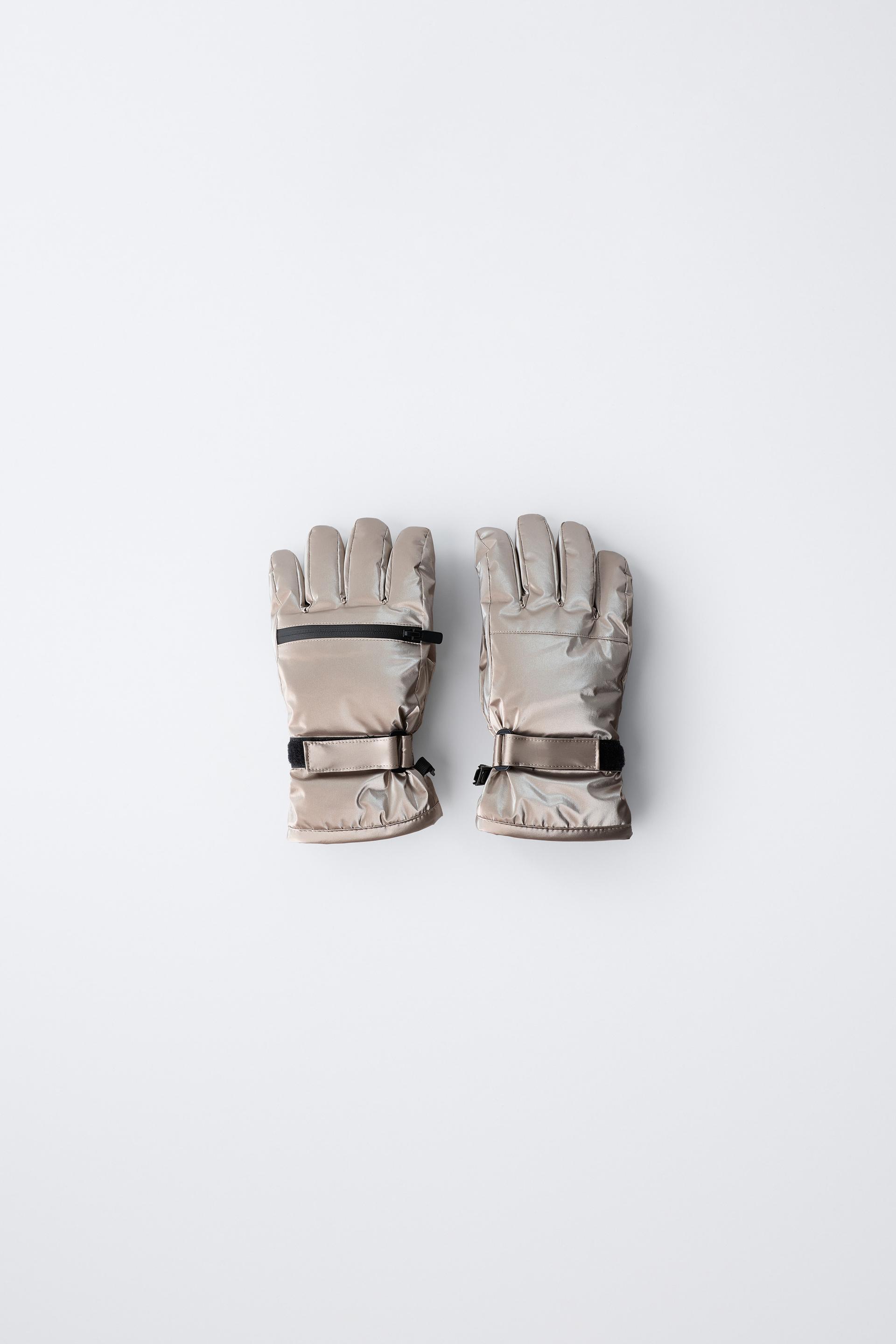 WINDPROOF RUBBERIZED SKI COLLECTION GLOVES by ZARA